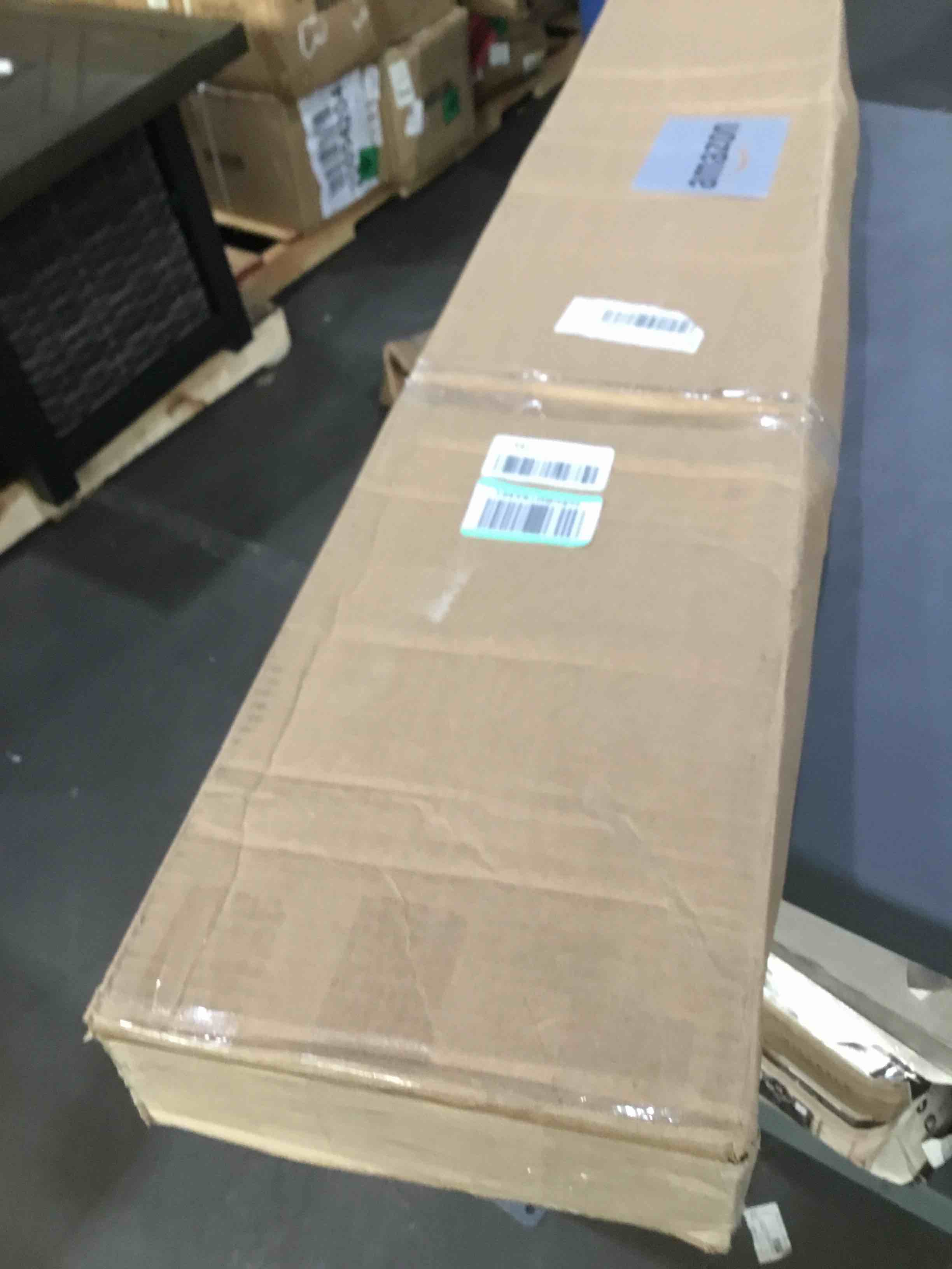 https://s3.amazonaws.com/lotting-images-prod/bidfta/PNK1606229_1752695393866.jpeg