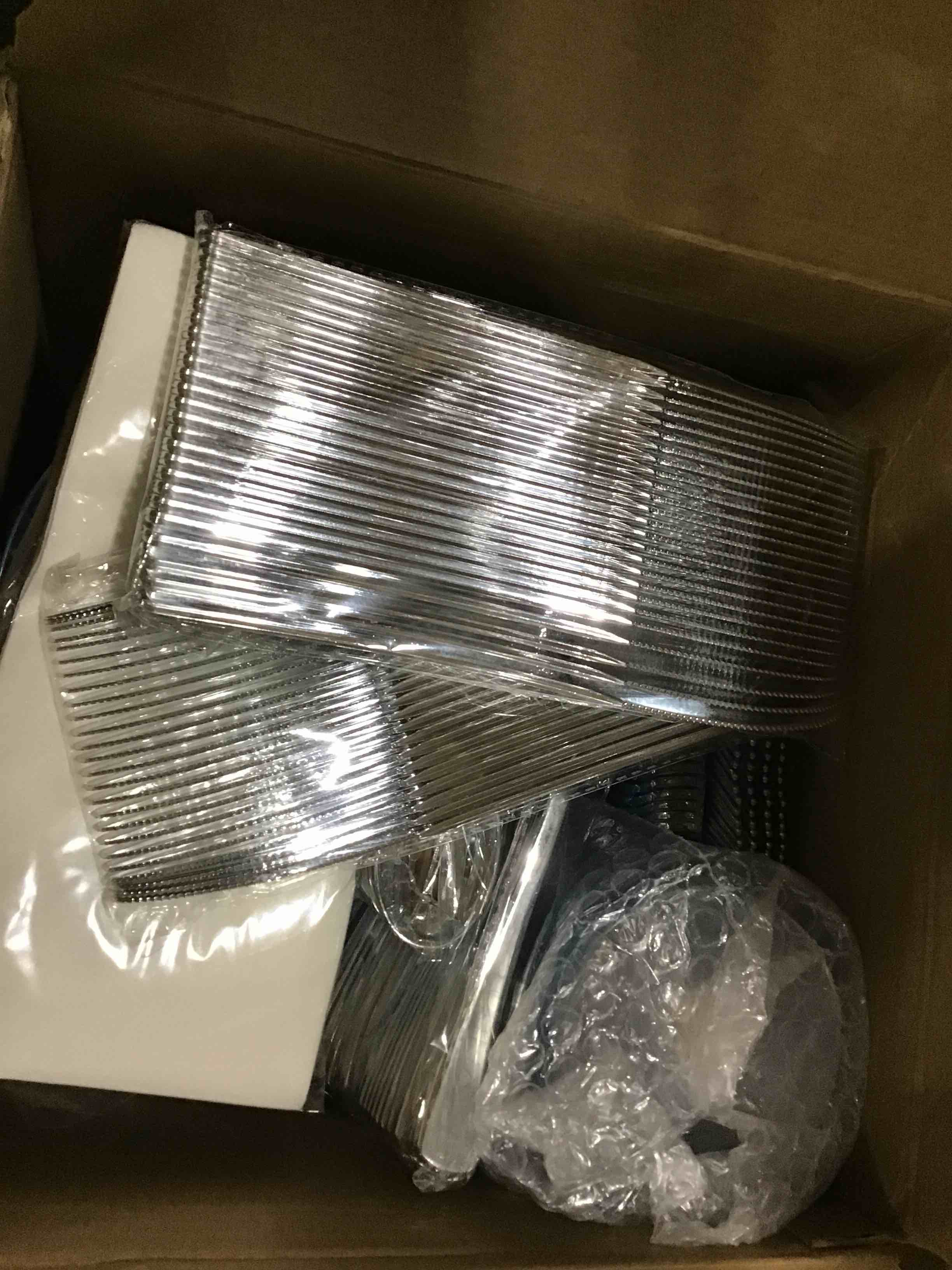 https://s3.amazonaws.com/lotting-images-prod/bidfta/PNK1609237_1745951855063.jpeg