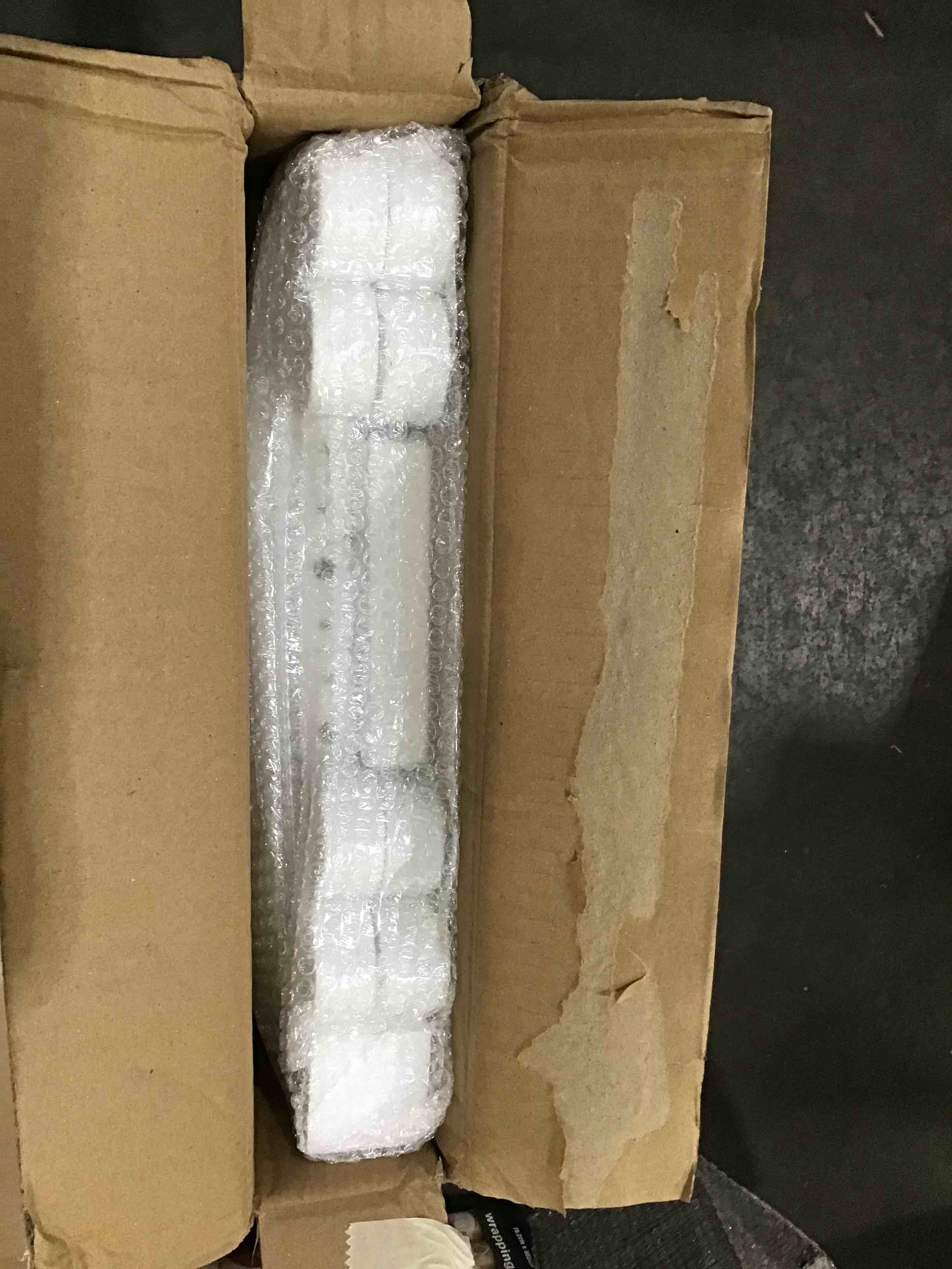 https://s3.amazonaws.com/lotting-images-prod/bidfta/PNK1609261_1745954820677.jpeg