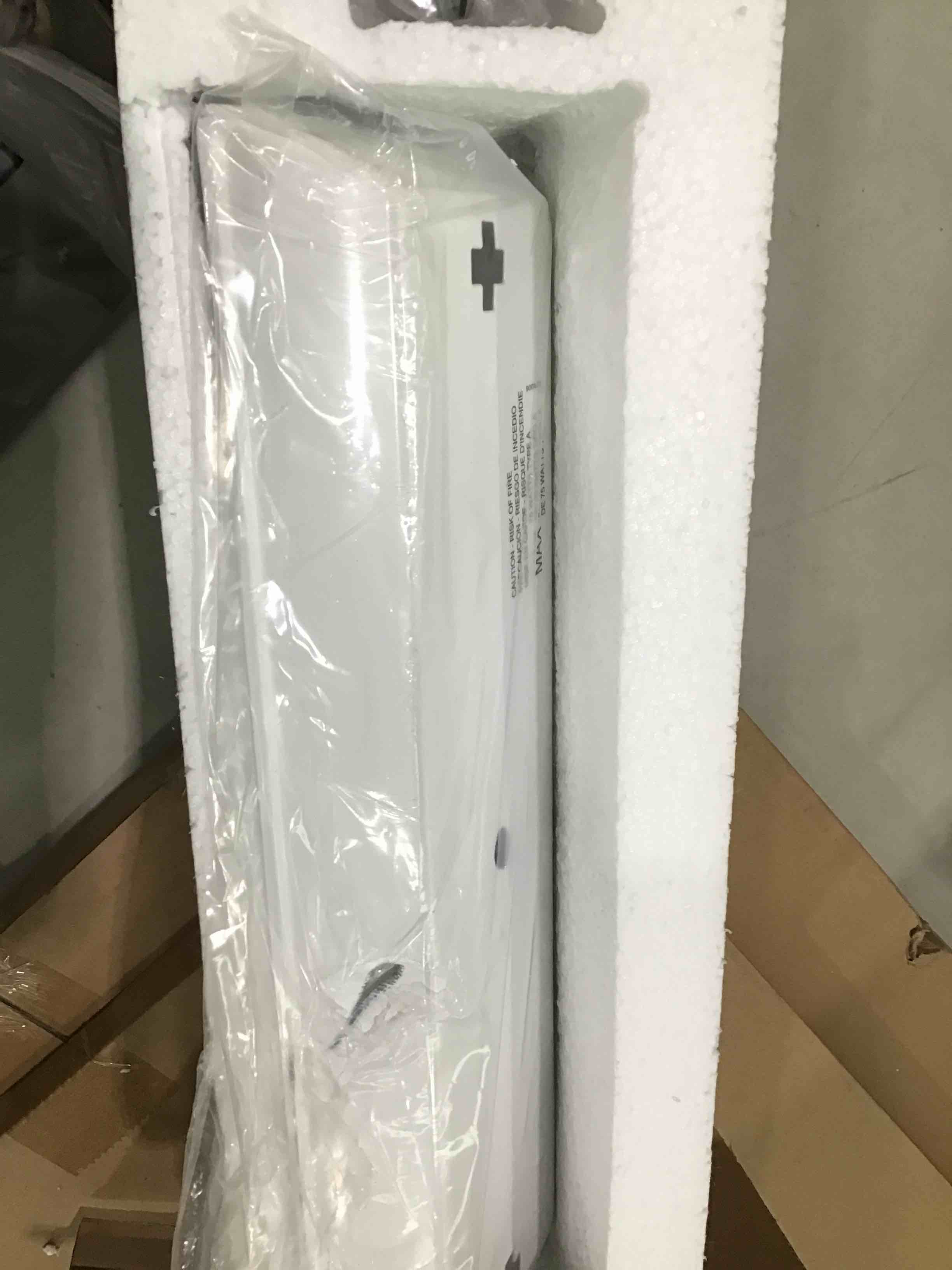 https://s3.amazonaws.com/lotting-images-prod/bidfta/PNK1610027_1746459167548.jpeg