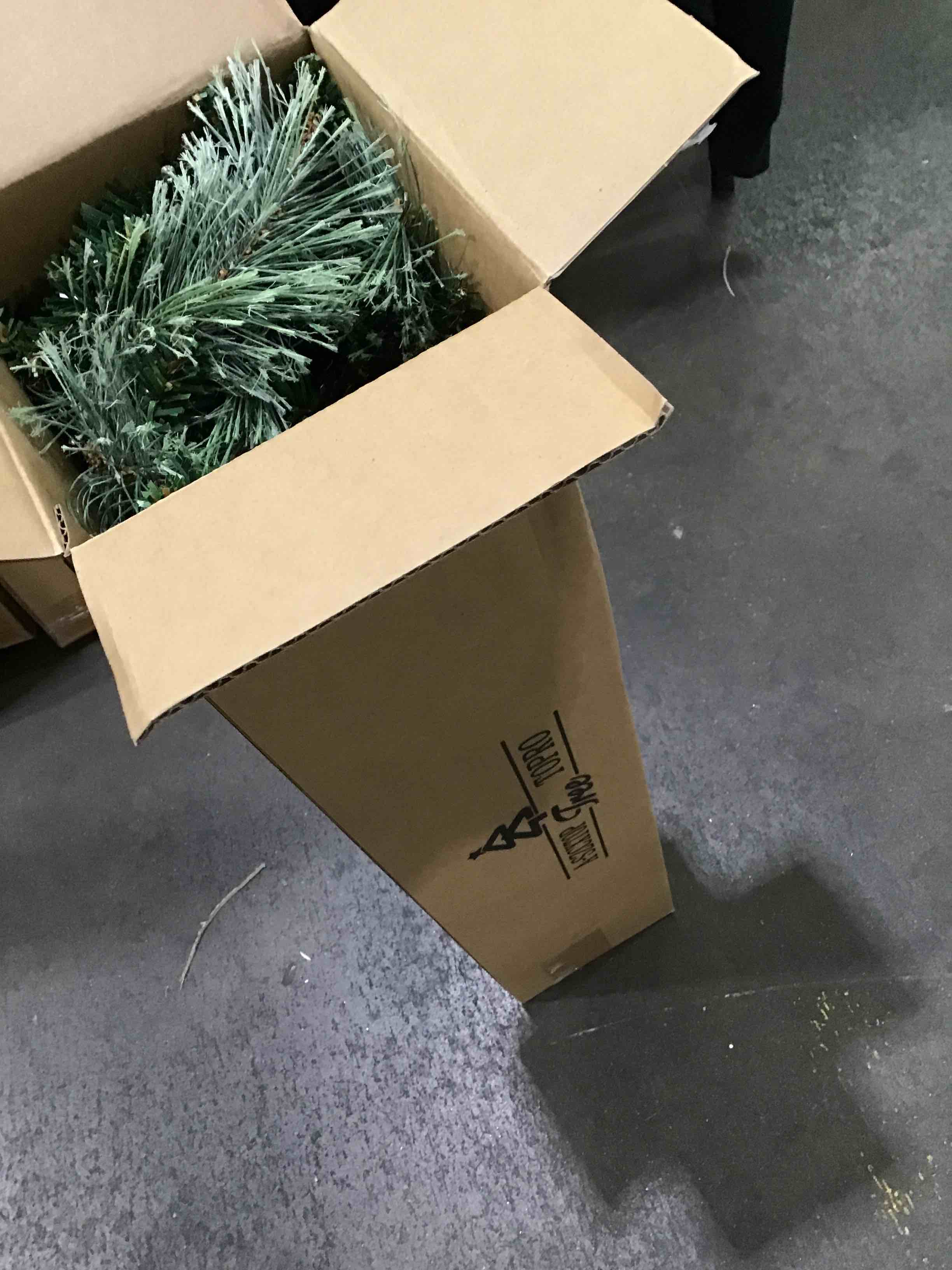 https://s3.amazonaws.com/lotting-images-prod/bidfta/PNK1610247_1746535827785.jpeg
