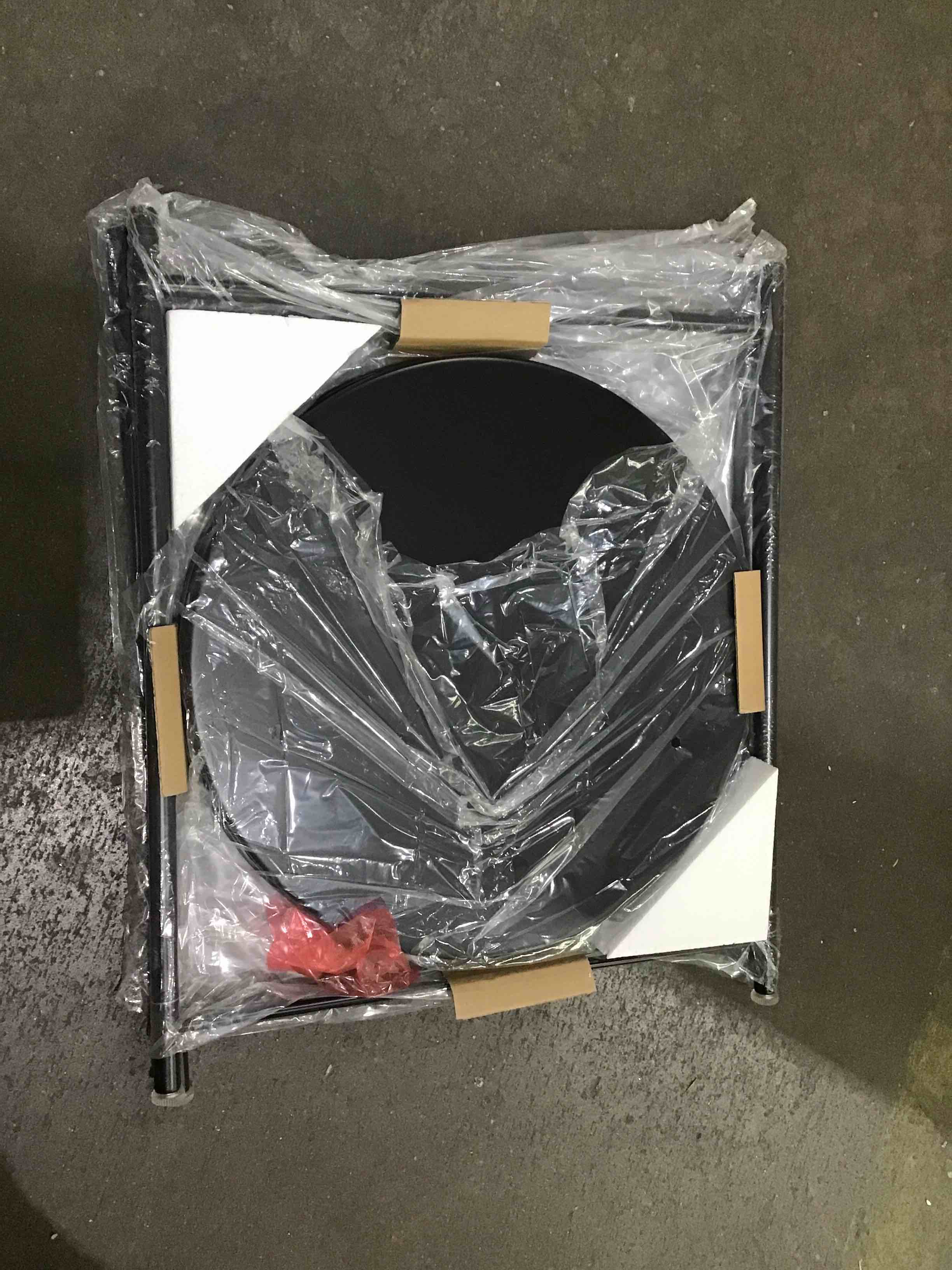 https://s3.amazonaws.com/lotting-images-prod/bidfta/PNK1611284_1746811942750.jpeg
