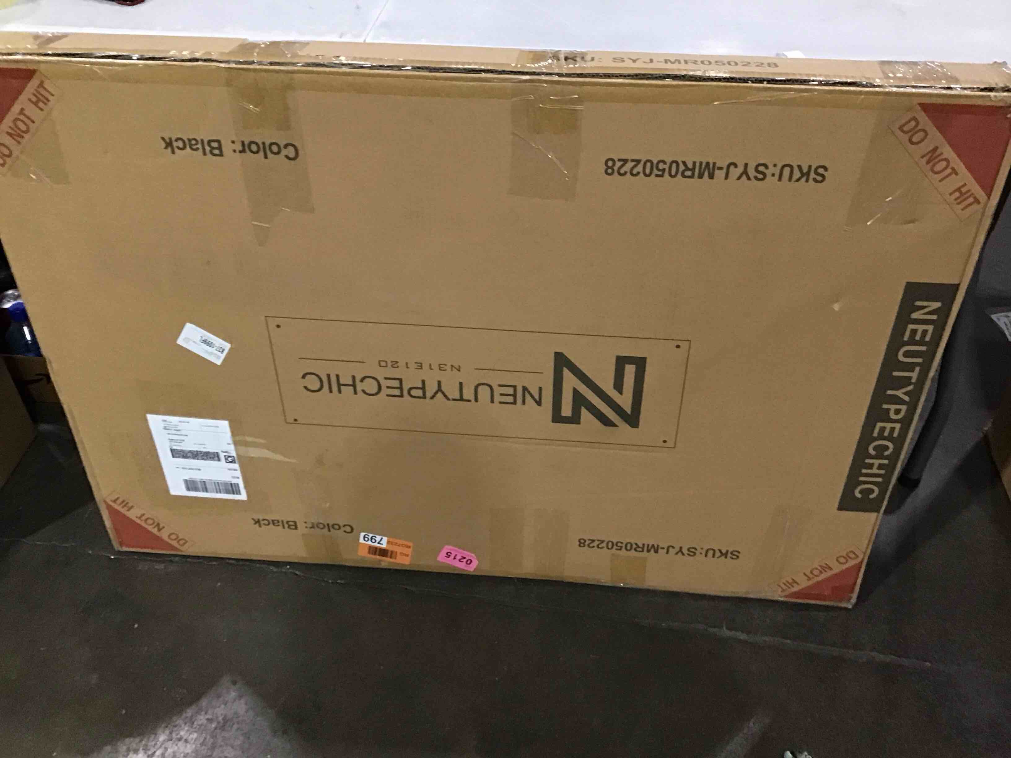 https://s3.amazonaws.com/lotting-images-prod/bidfta/PNK1624144_1750860028779.jpeg