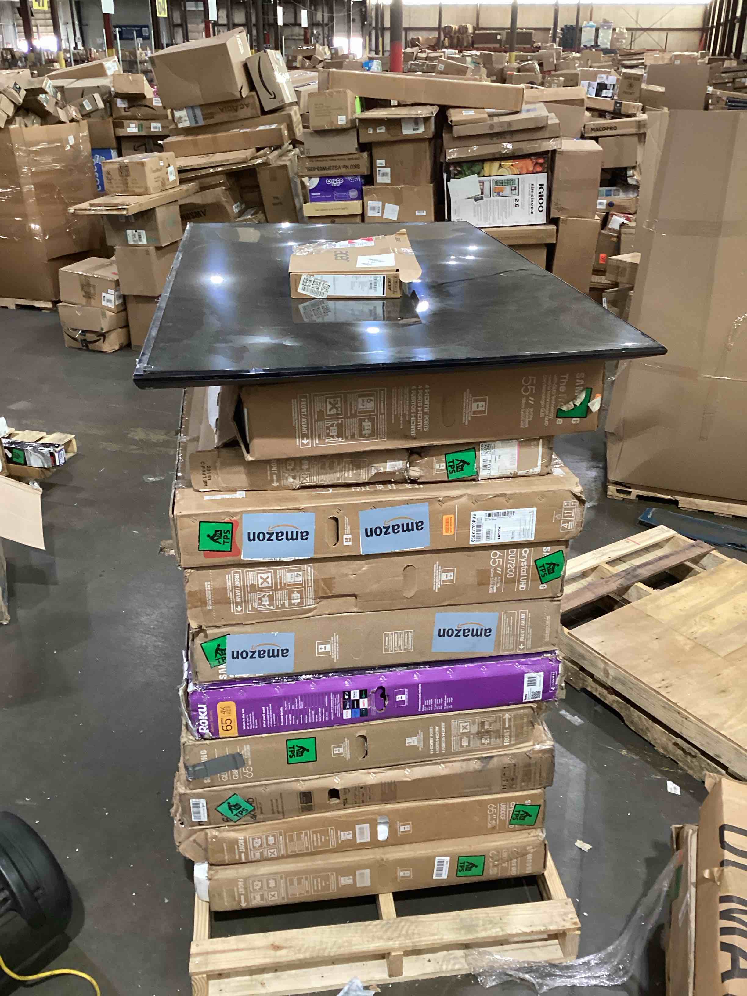 Pallet of Broken TV’s 