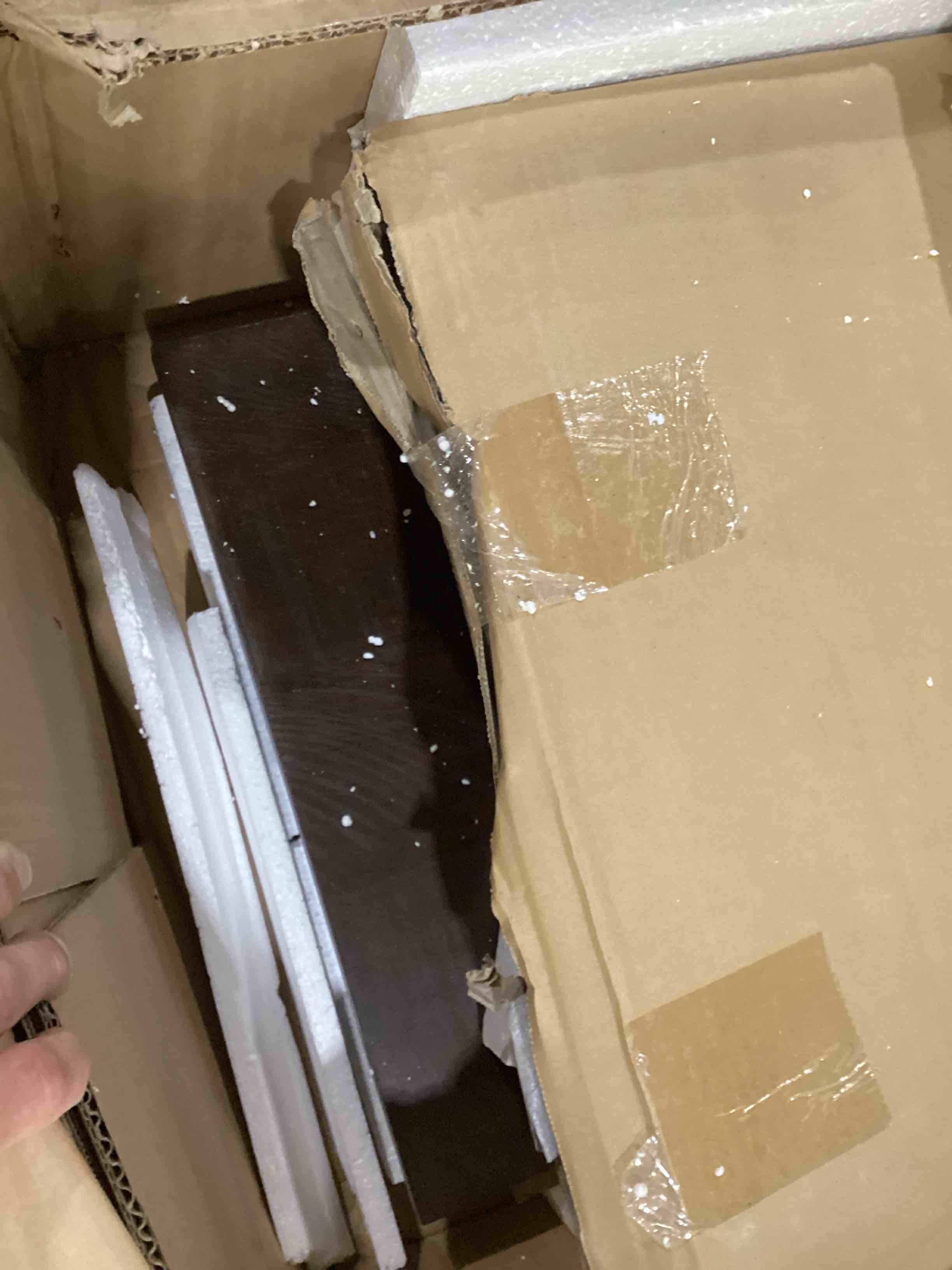 https://s3.amazonaws.com/lotting-images-prod/bidfta/PNK1633075_1752497328273.jpeg