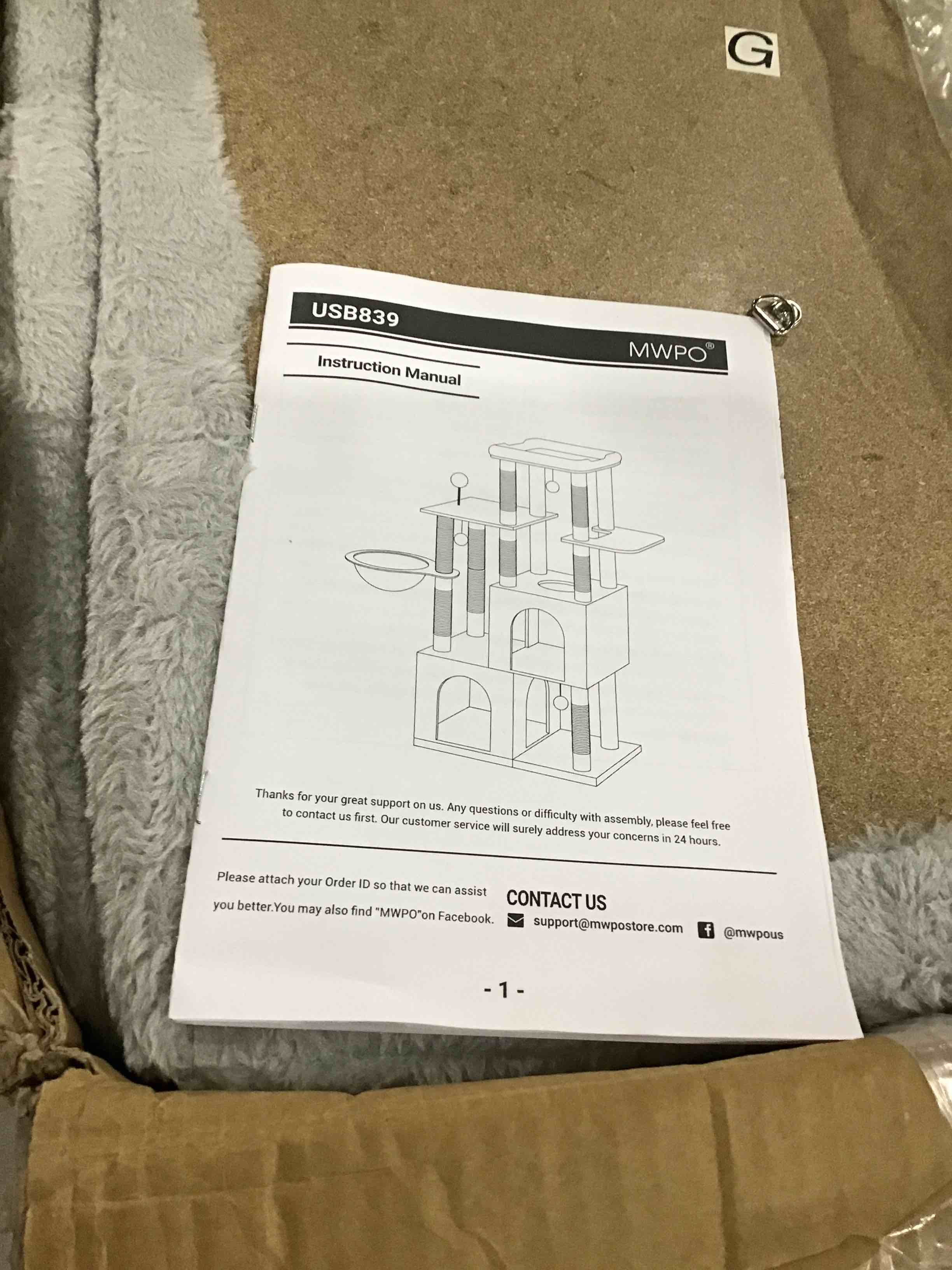 https://s3.amazonaws.com/lotting-images-prod/bidfta/PNK1633135_1752585361884.jpeg