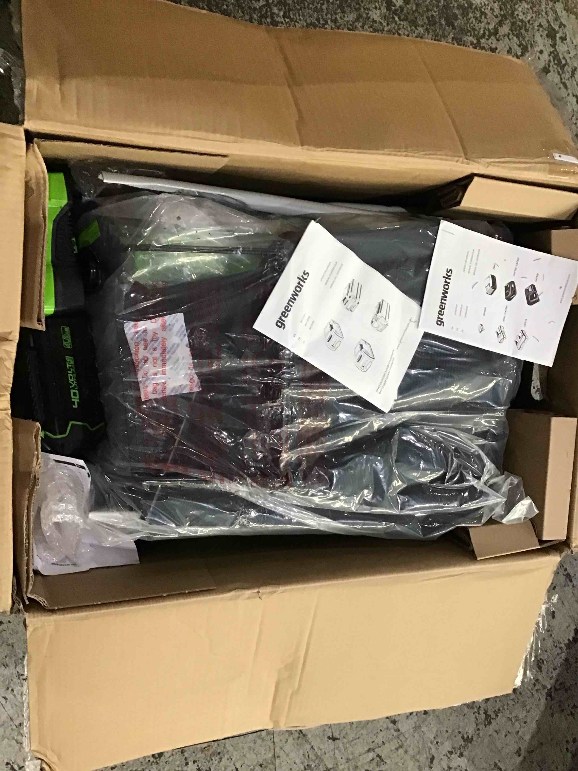 https://s3.amazonaws.com/lotting-images-prod/bidfta/PNK1633319_1752775563257.jpeg