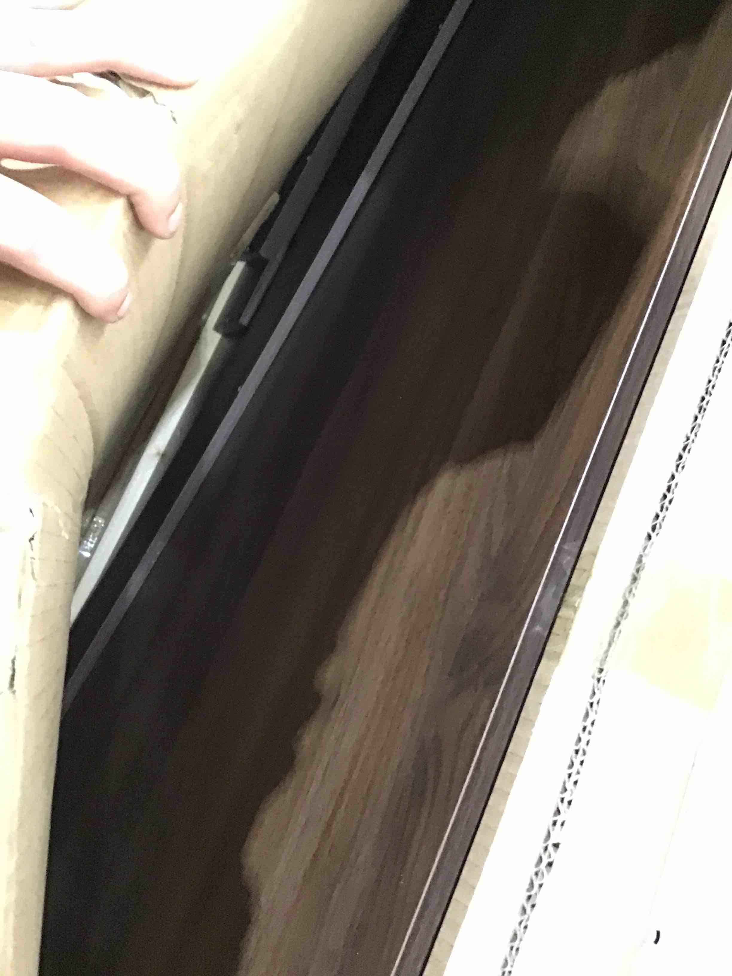 https://s3.amazonaws.com/lotting-images-prod/bidfta/PNK1633322_1752776237320.jpeg