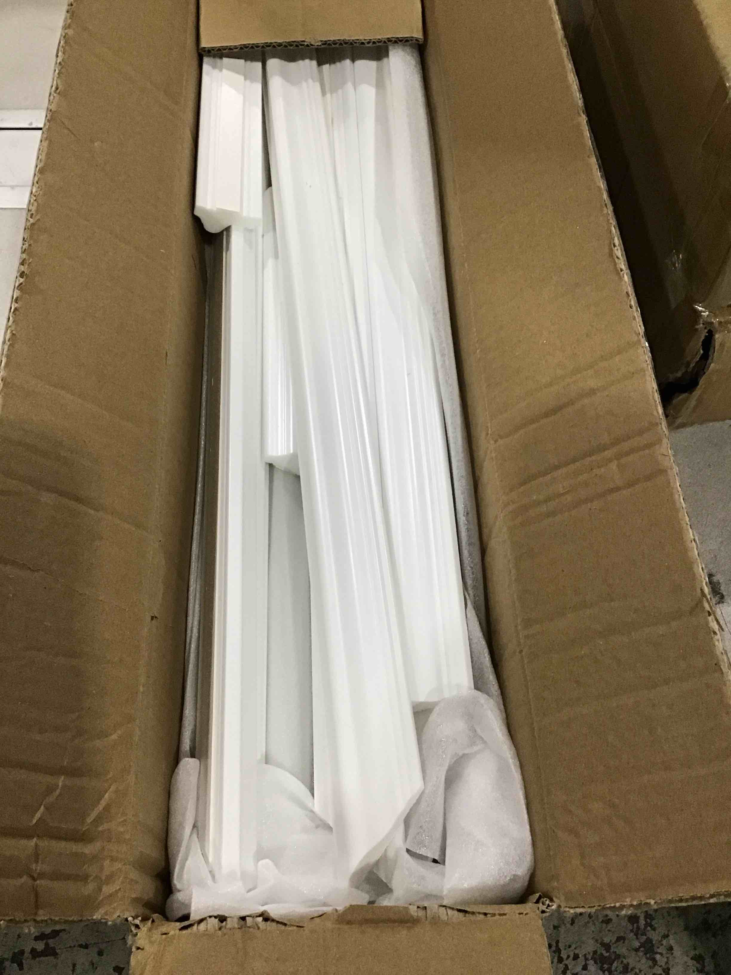 https://s3.amazonaws.com/lotting-images-prod/bidfta/PNK1633433_1753113139982.jpeg