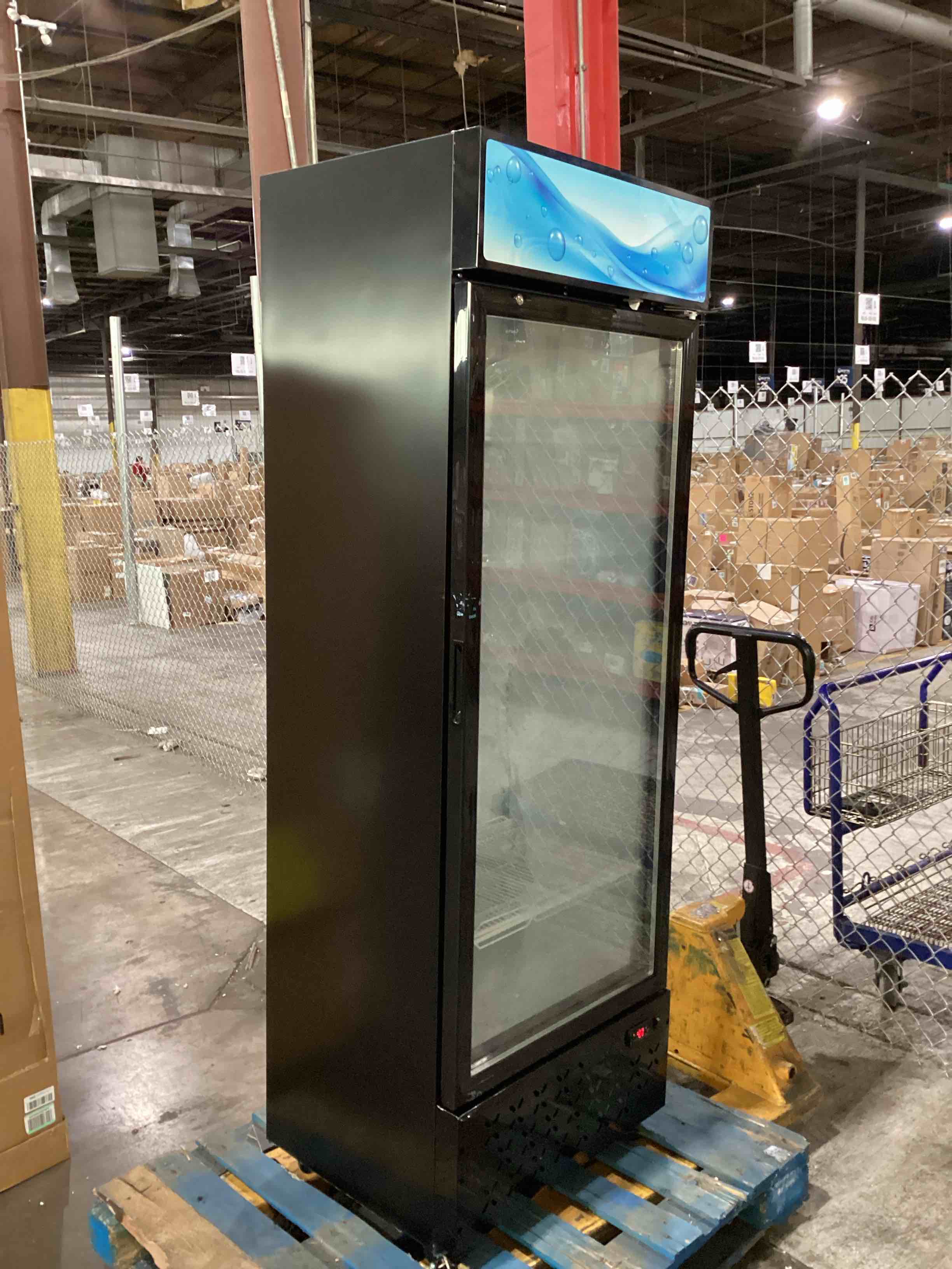 https://s3.amazonaws.com/lotting-images-prod/bidfta/PNK1635049_1755276025991.jpeg