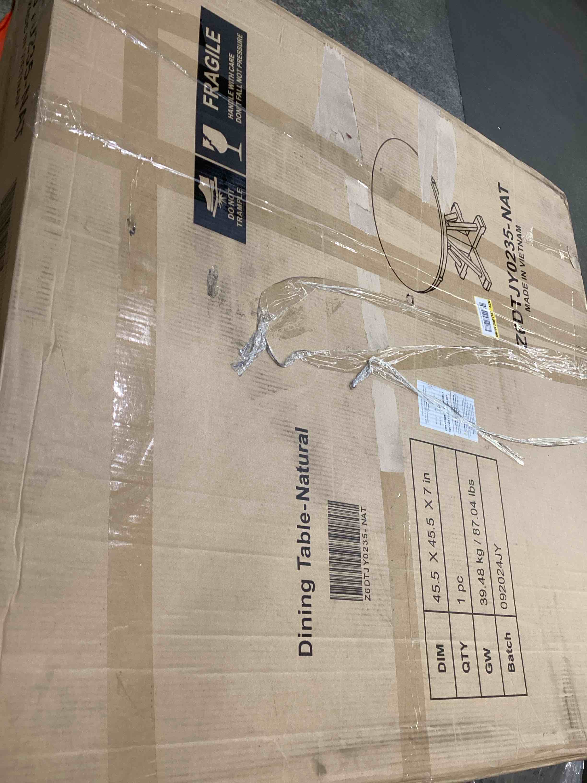 https://s3.amazonaws.com/lotting-images-prod/bidfta/PNK1636103_1756216136916.jpeg