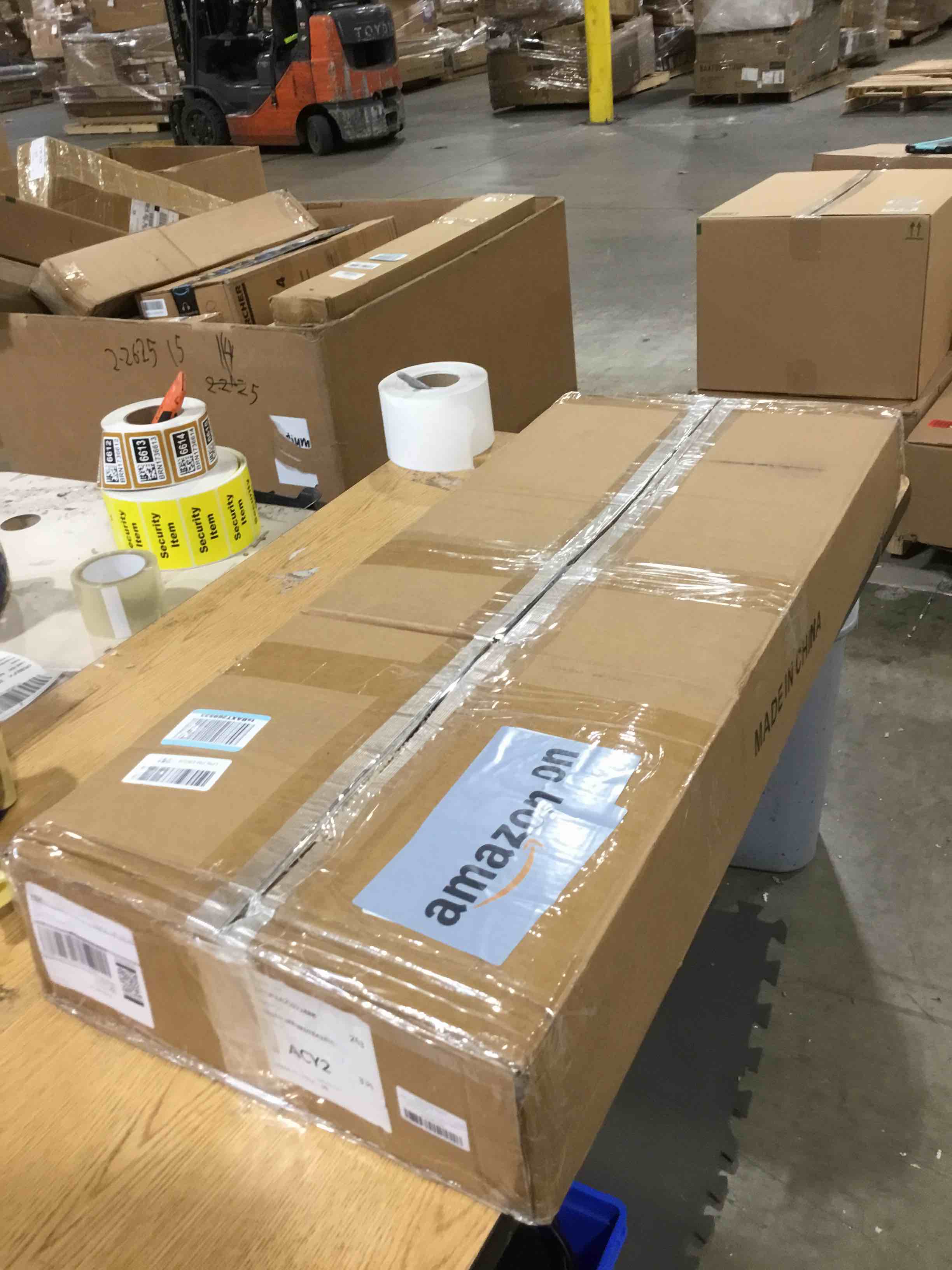 https://s3.amazonaws.com/lotting-images-prod/bidfta/PNK1672511_1747845101967.jpeg