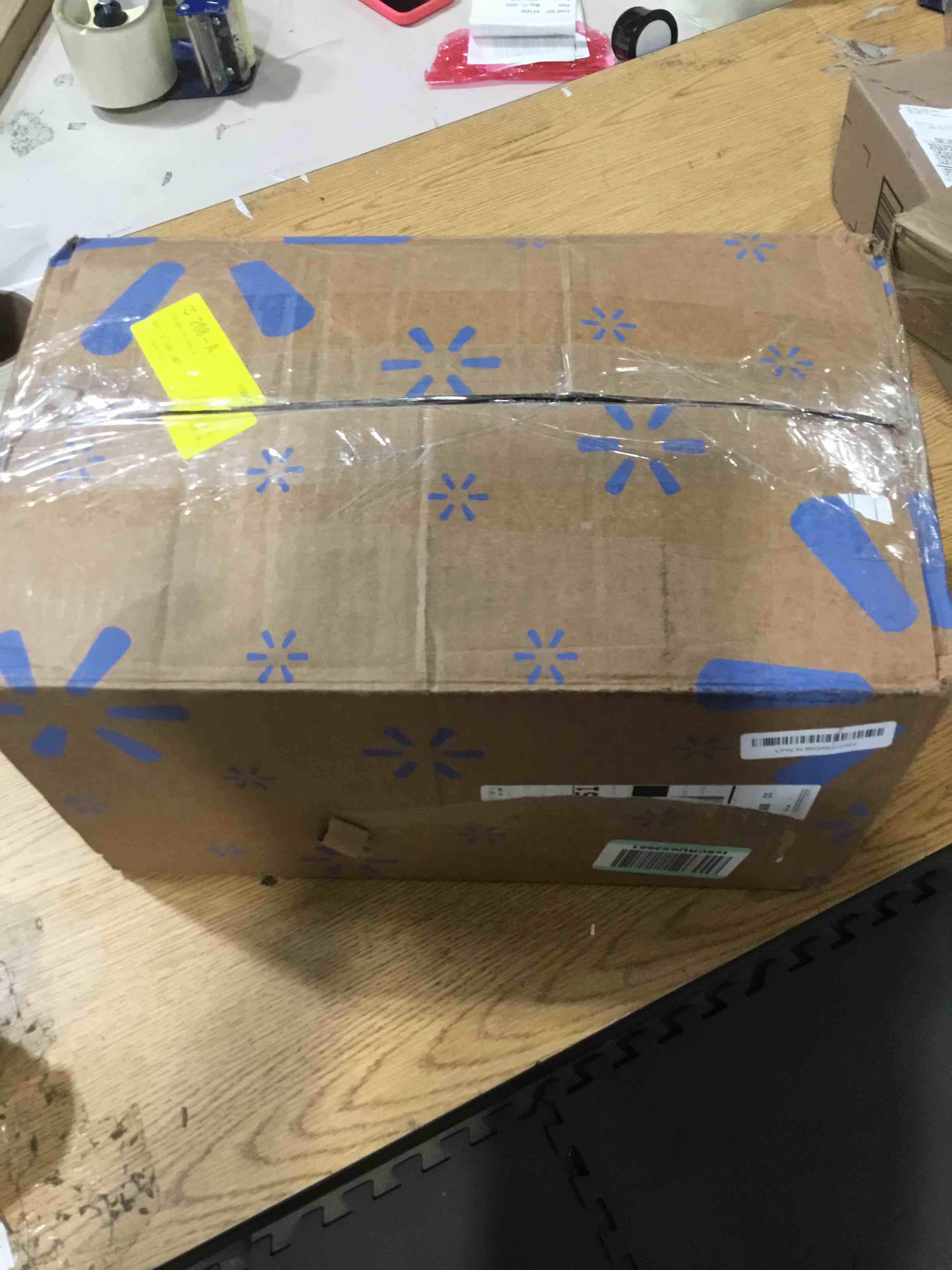 https://s3.amazonaws.com/lotting-images-prod/bidfta/PNK1672644_1748031724121.jpeg