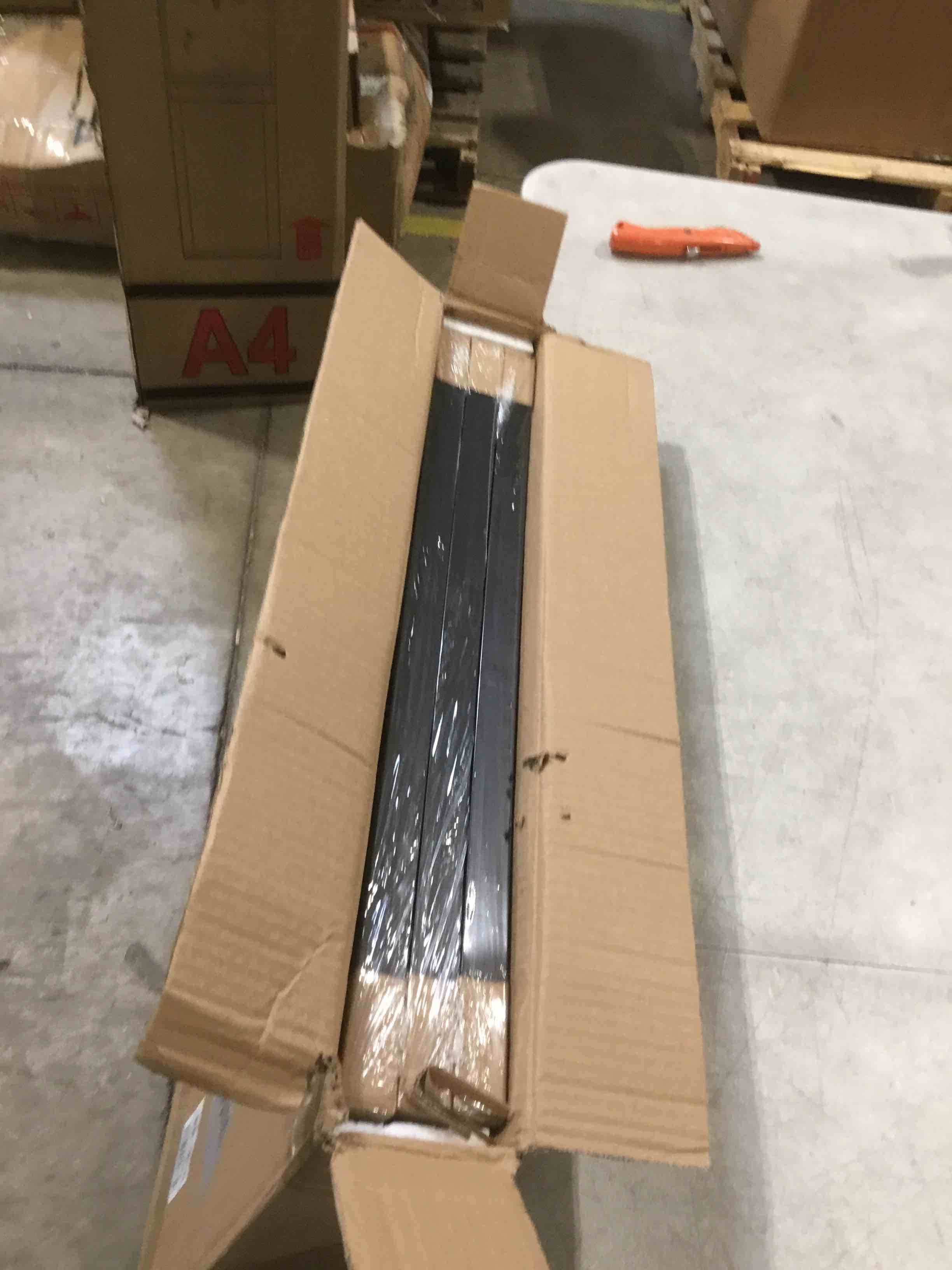 https://s3.amazonaws.com/lotting-images-prod/bidfta/PNK1672683_1748367239230.jpeg