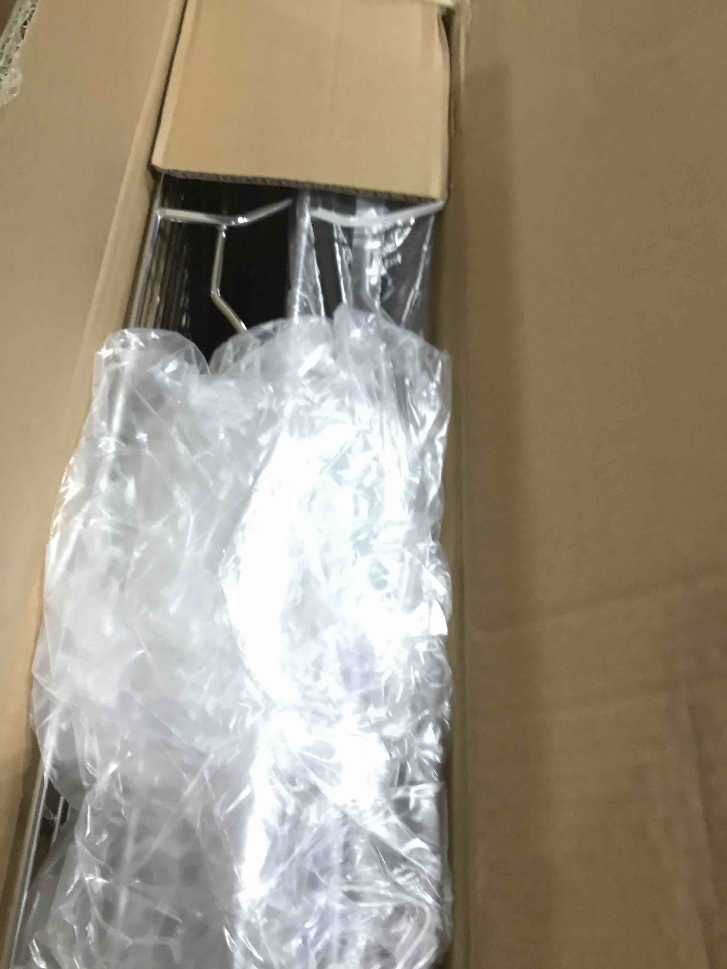 https://s3.amazonaws.com/lotting-images-prod/bidfta/PNK1673490_1749645131241.jpeg