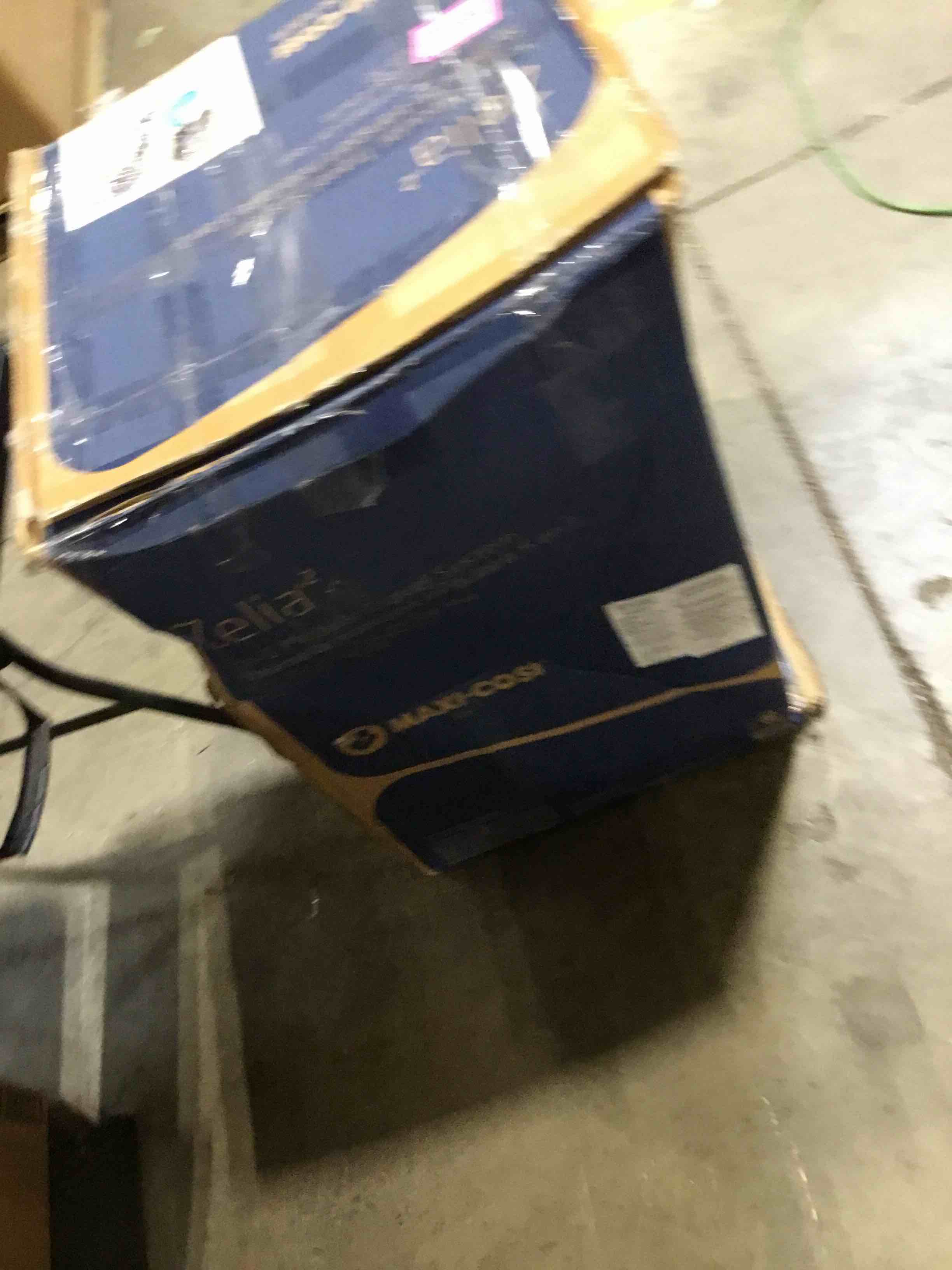 https://s3.amazonaws.com/lotting-images-prod/bidfta/PNK1673577_1749651979279.jpeg