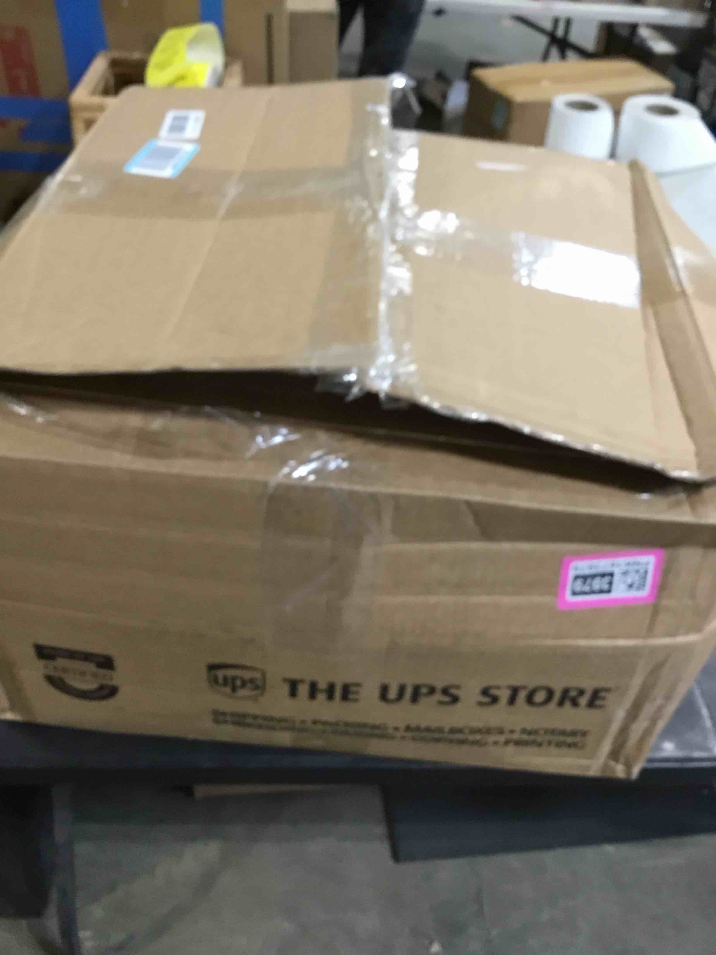 https://s3.amazonaws.com/lotting-images-prod/bidfta/PNK1673979_1749756160003.jpeg