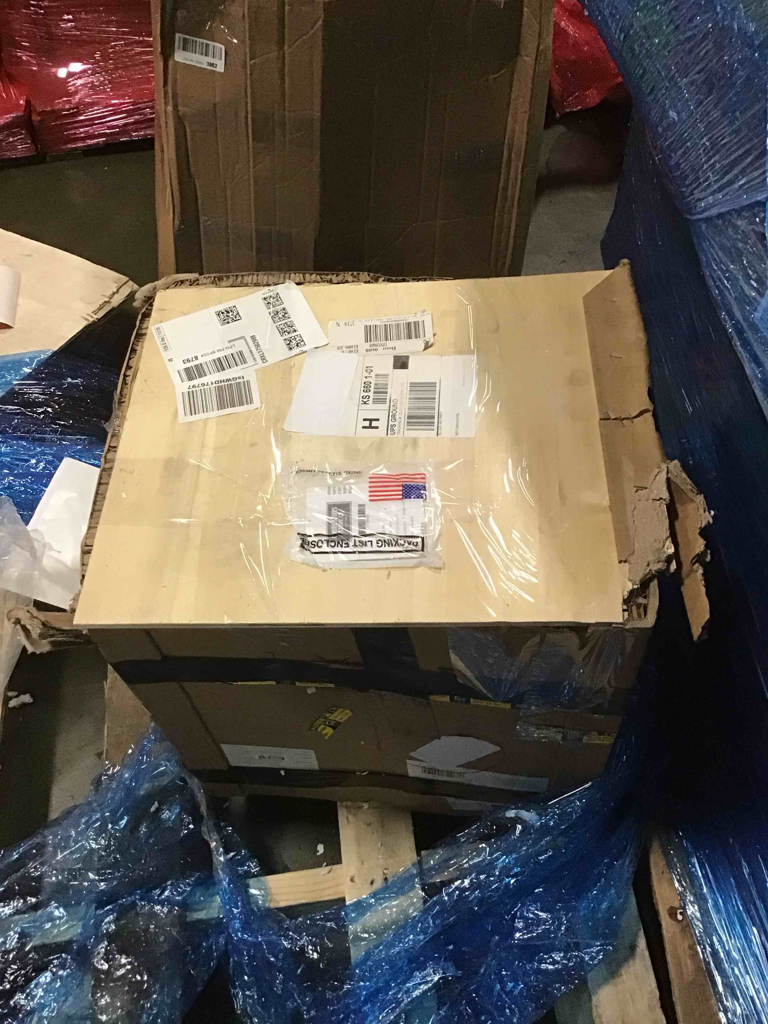 https://s3.amazonaws.com/lotting-images-prod/bidfta/PNK1675198_1732070247615.jpeg