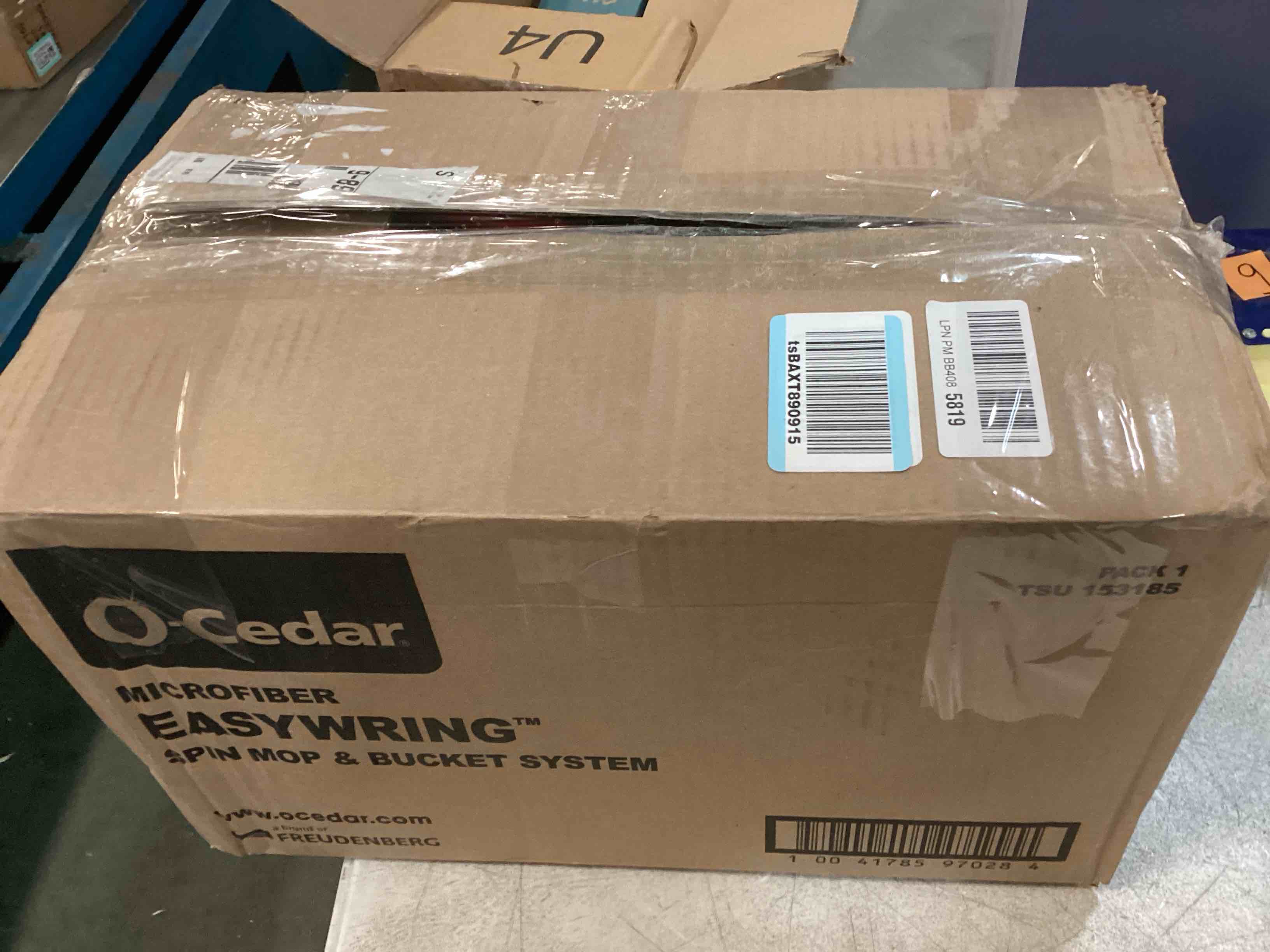 https://s3.amazonaws.com/lotting-images-prod/bidfta/PNK1675313_1732149113284.jpeg