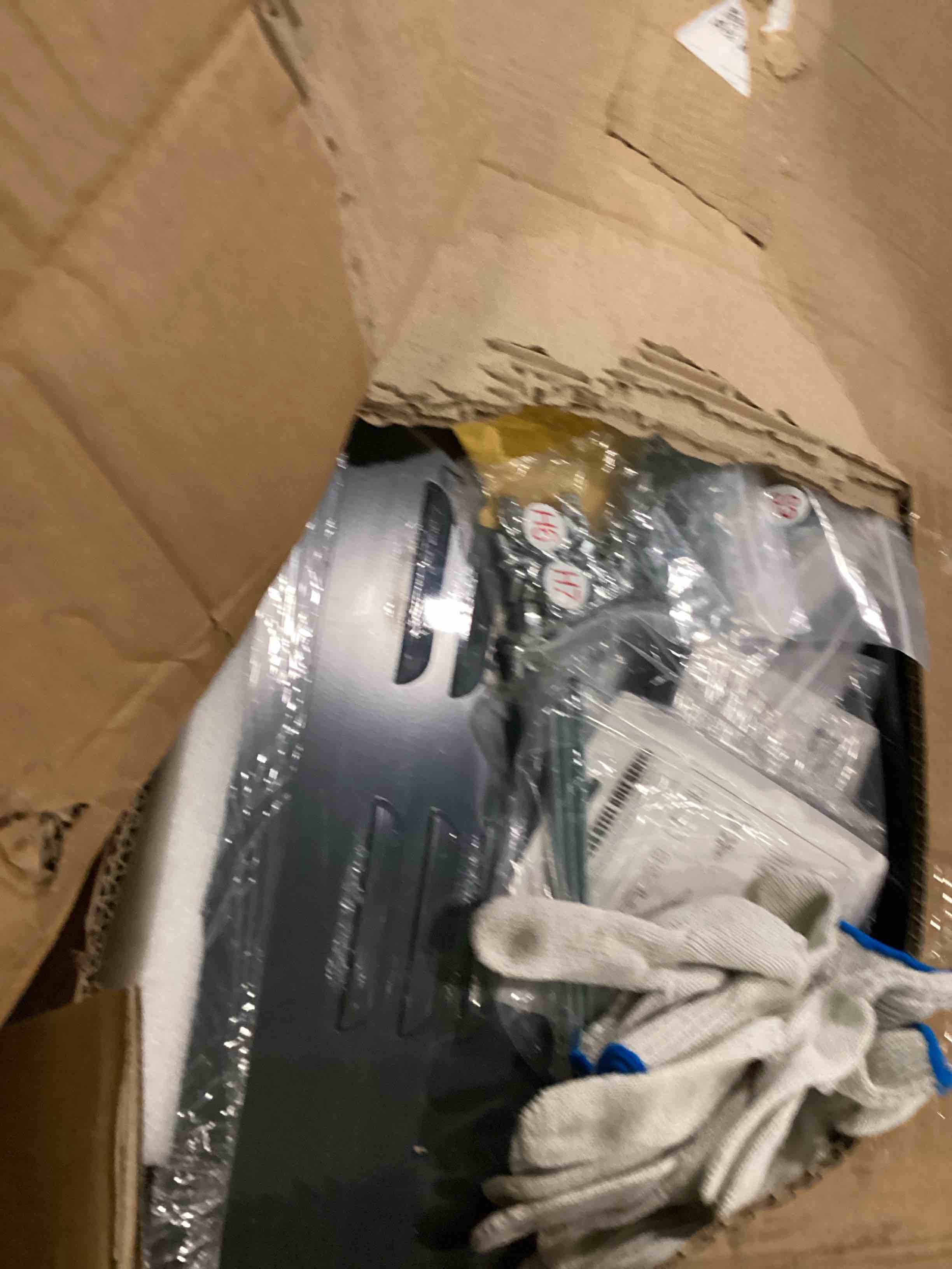 https://s3.amazonaws.com/lotting-images-prod/bidfta/PNK1675660_1732664499358.jpeg