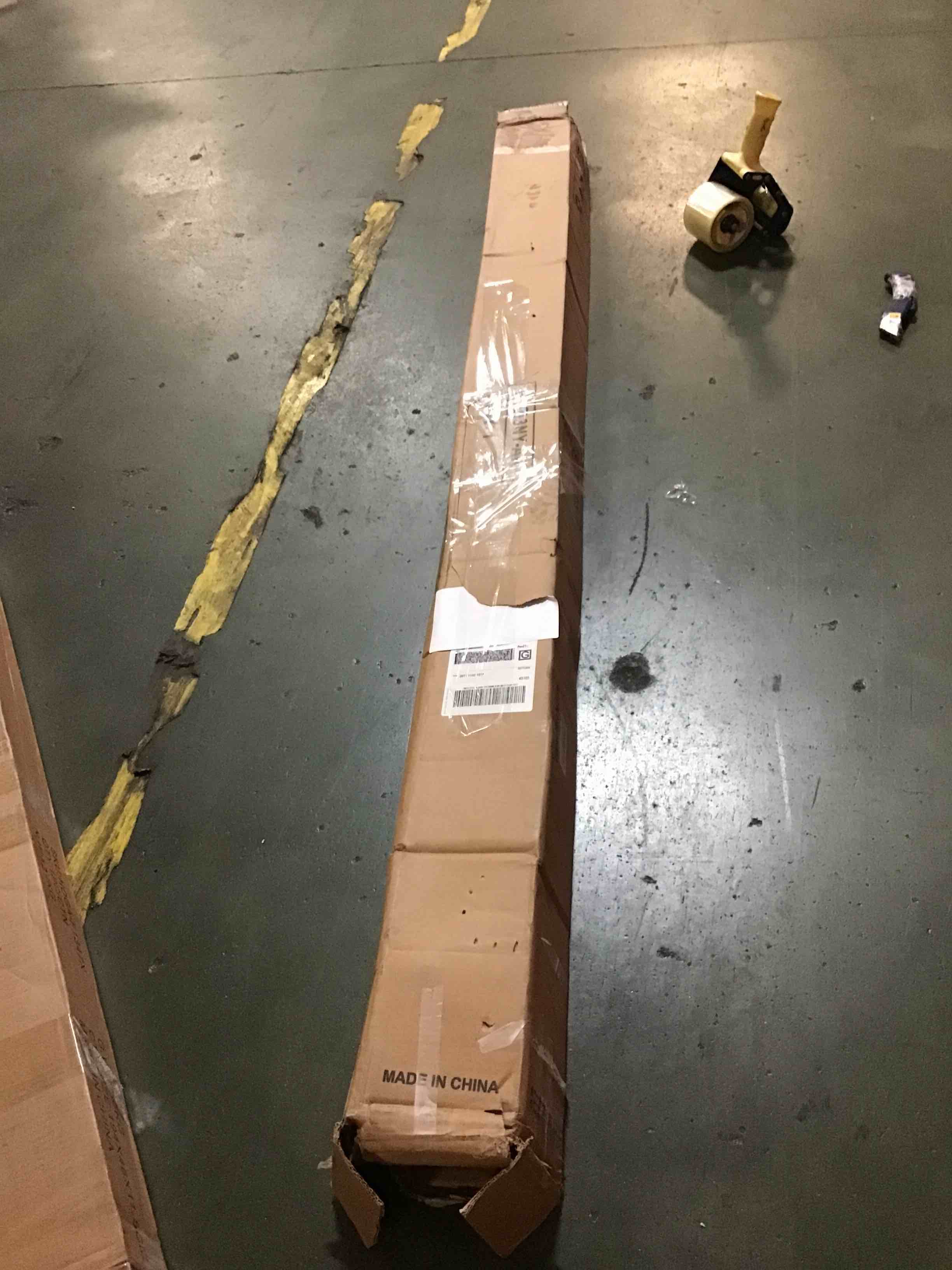 https://s3.amazonaws.com/lotting-images-prod/bidfta/PNK1676240_1732942796747.jpeg