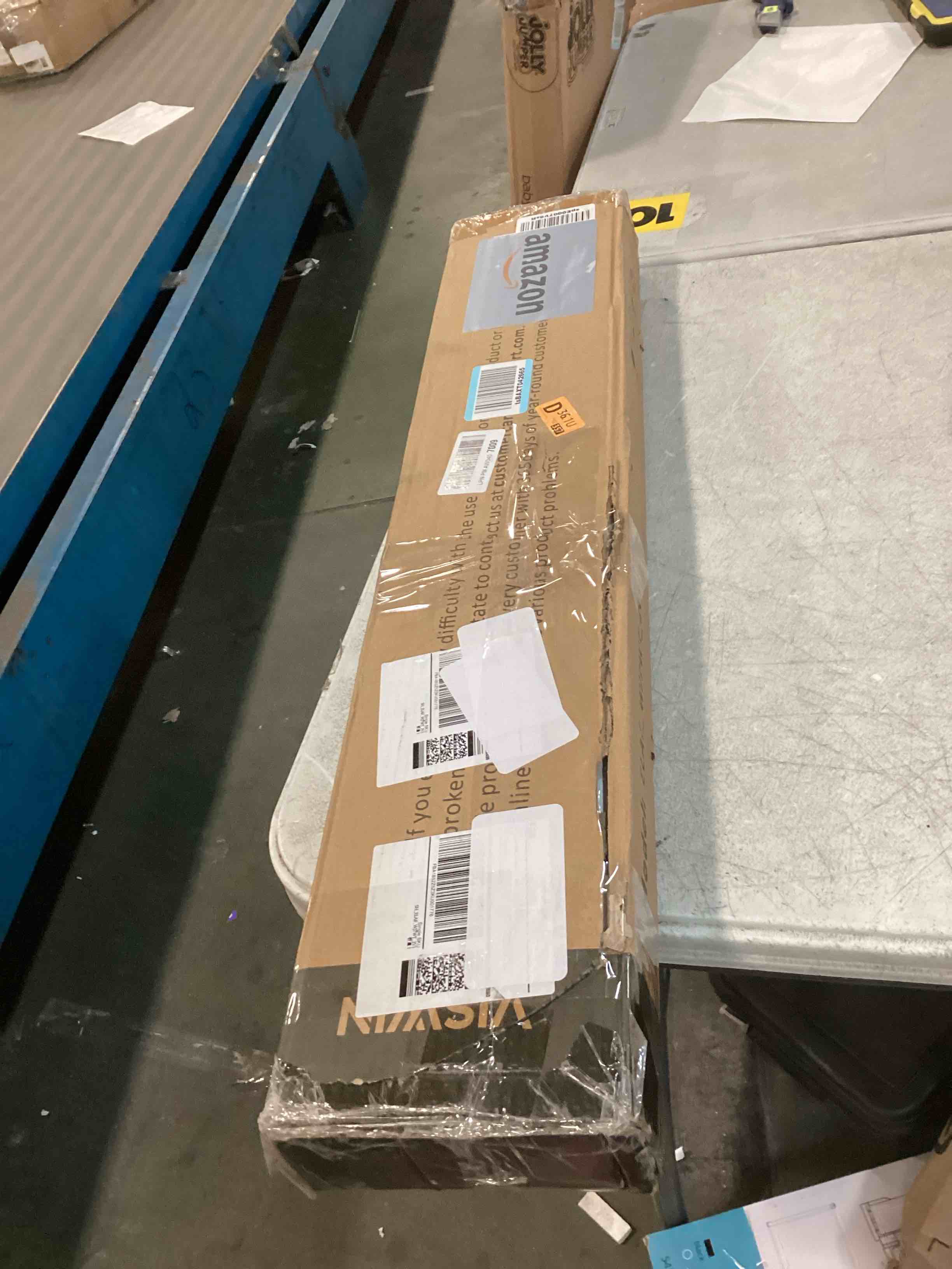 https://s3.amazonaws.com/lotting-images-prod/bidfta/PNK1676409_1733204369013.jpeg