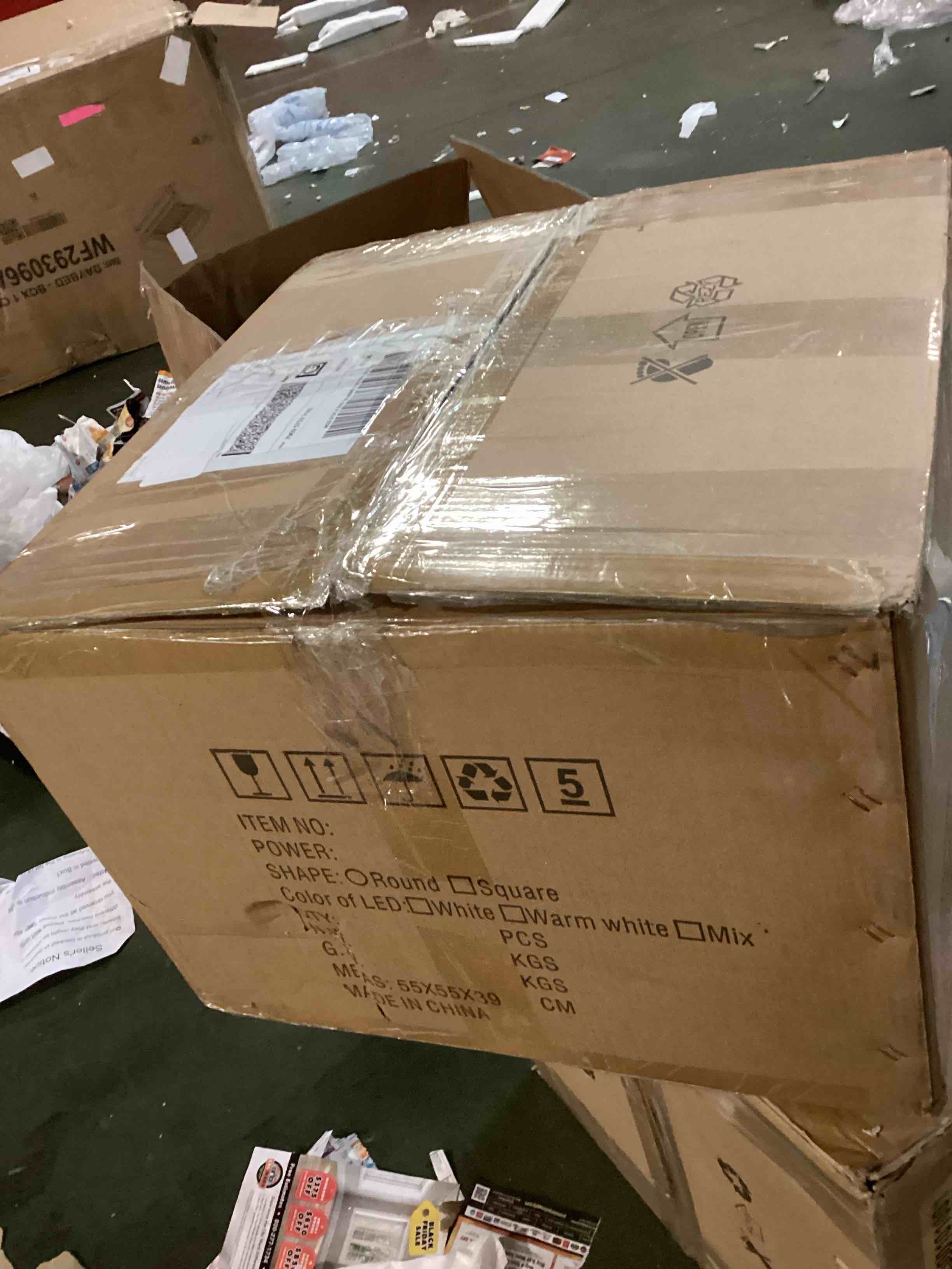 https://s3.amazonaws.com/lotting-images-prod/bidfta/PNK1676790_1733880147654.jpeg