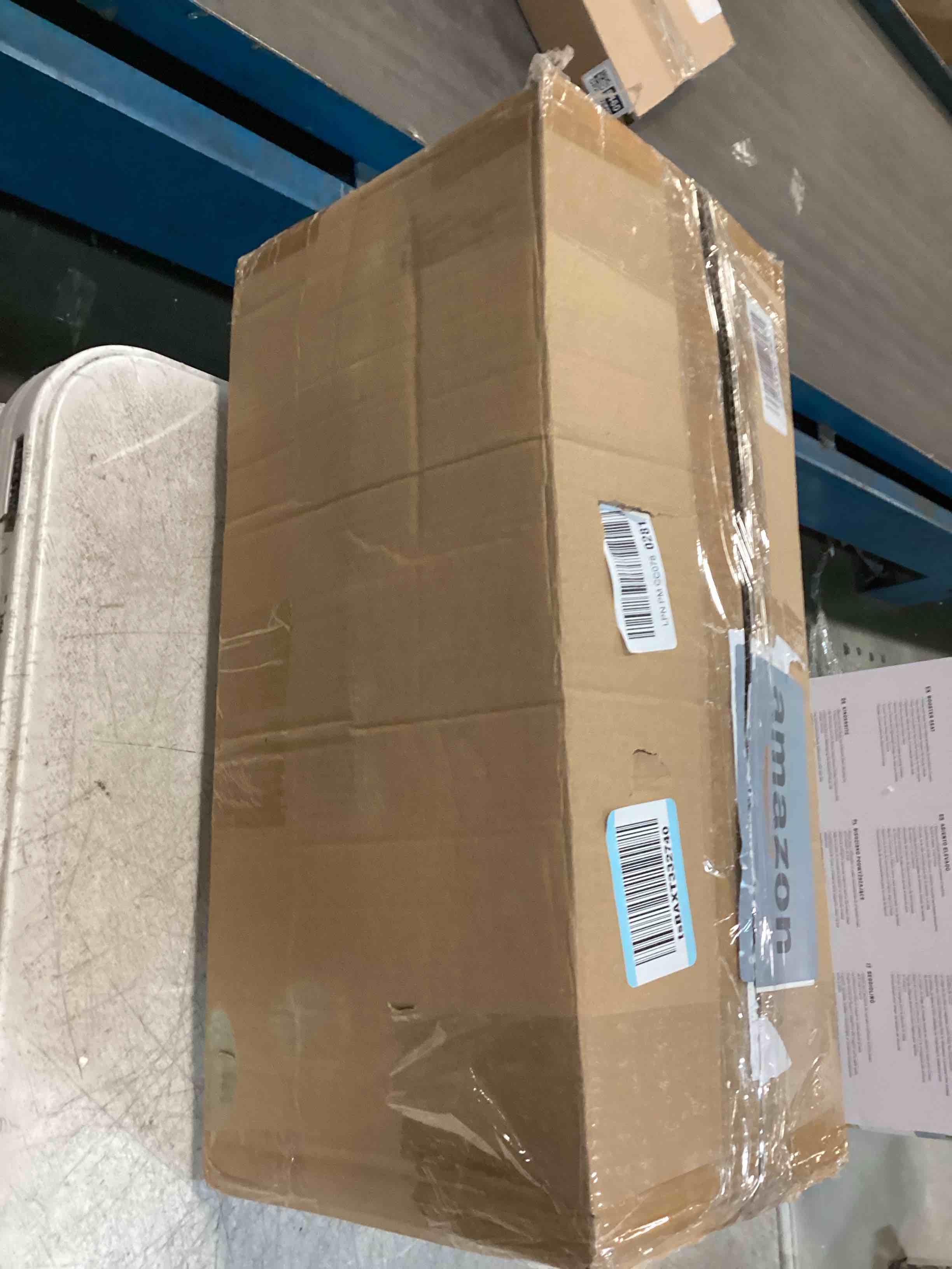 https://s3.amazonaws.com/lotting-images-prod/bidfta/PNK1676950_1733967753133.jpeg