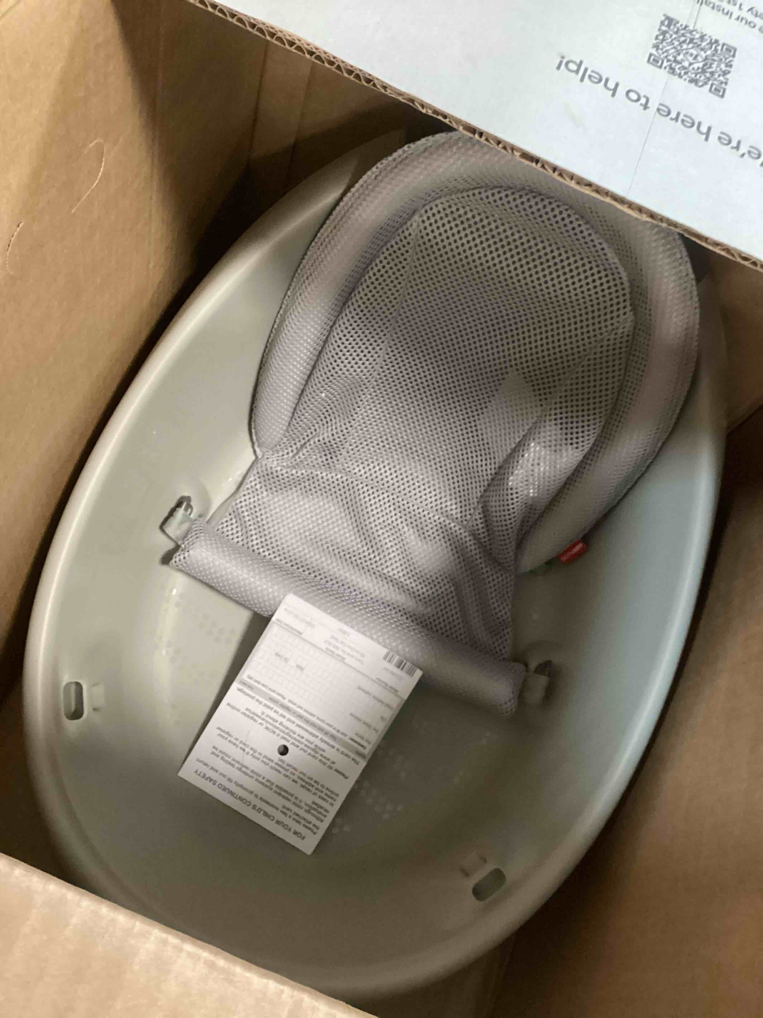 https://s3.amazonaws.com/lotting-images-prod/bidfta/PNK1677307_1734154133677.jpeg