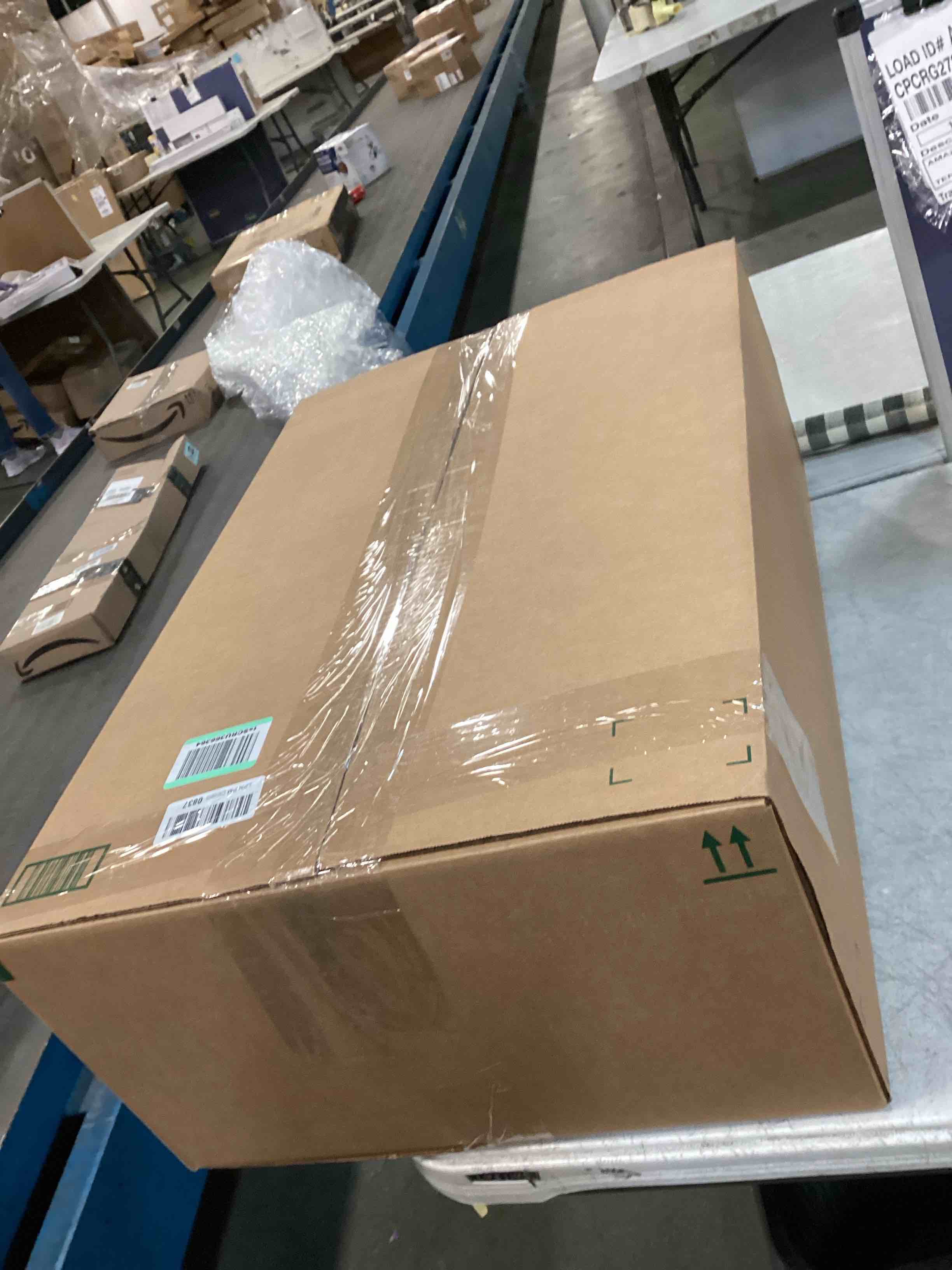 https://s3.amazonaws.com/lotting-images-prod/bidfta/PNK1677772_1734659346031.jpeg