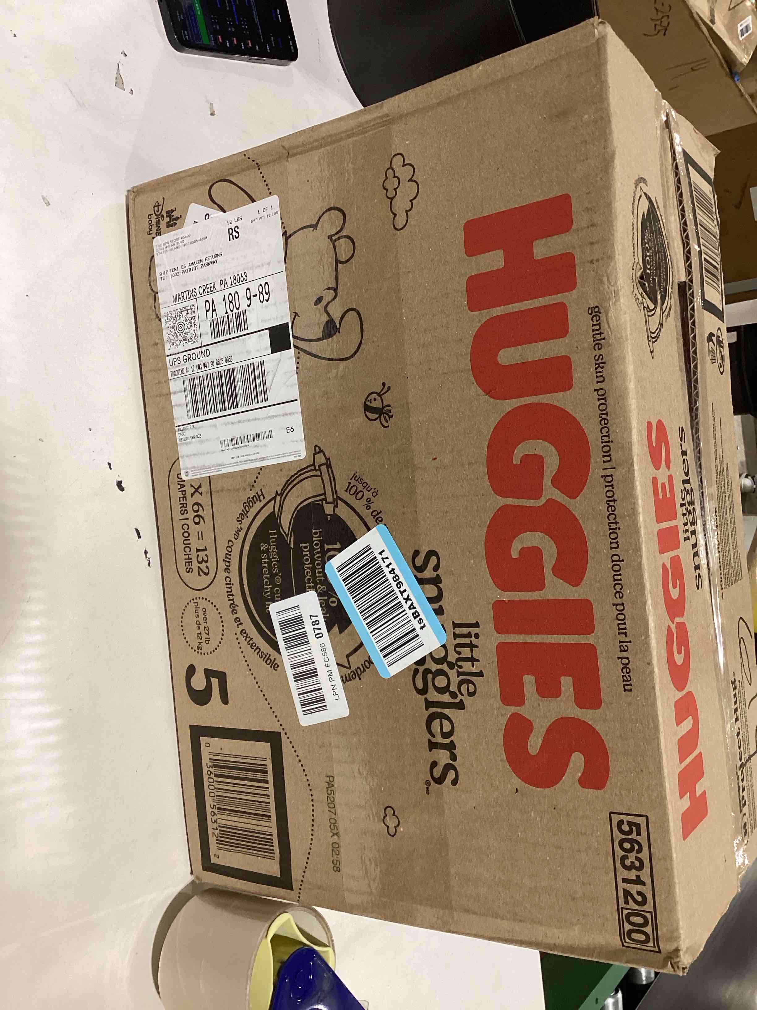 Huggies Size 5 Diapers, Little Snugglers Baby Diapers, Size 5 (27+ lbs), 132 Count (2 Packs of 66),