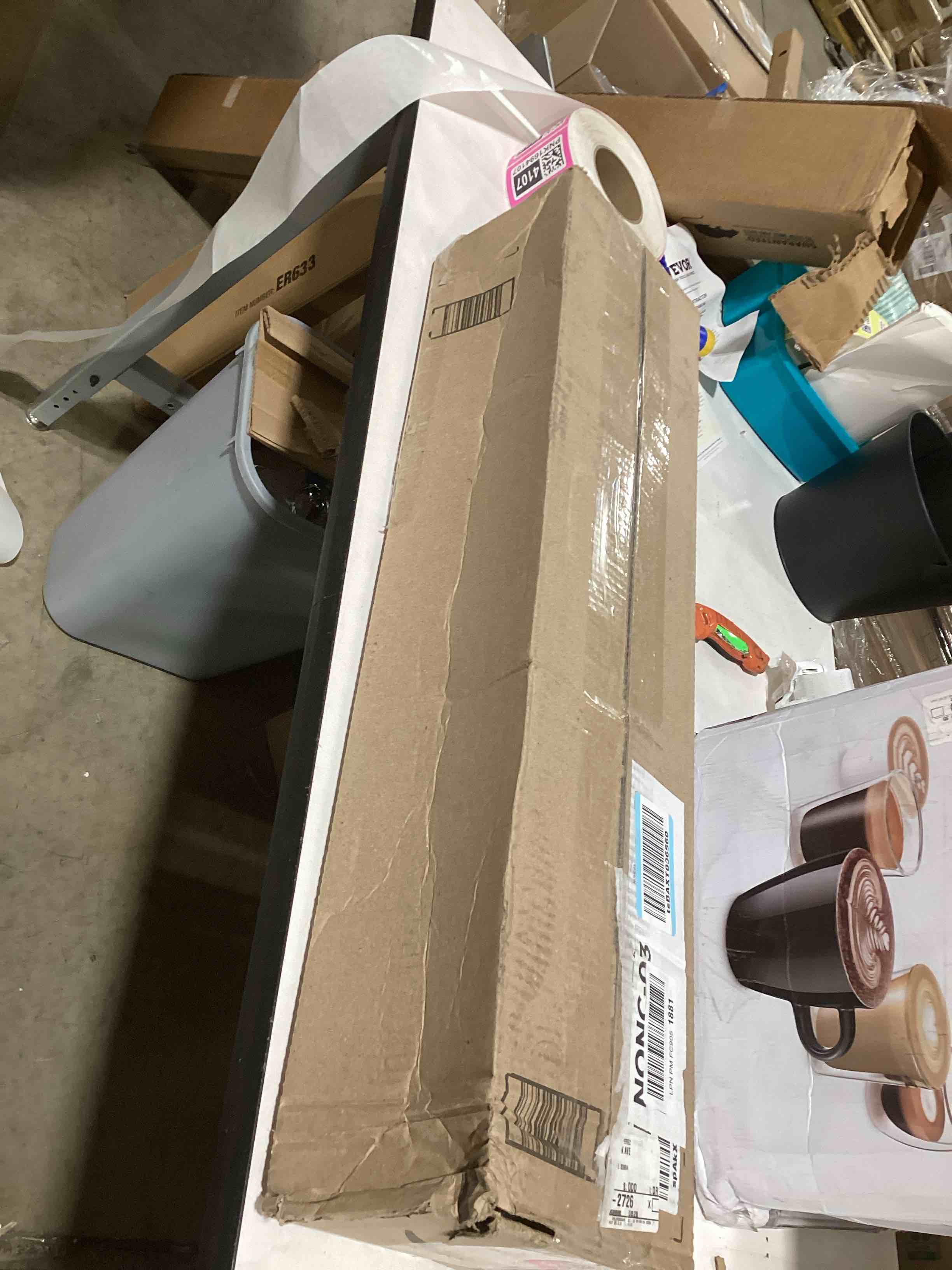 Cotouni 70.5" x 30" Sheets - 1 Roll - 50 Perforated Sheets - face Hole - Non-Woven Paper Exam Table Cover - 30GSM - Disposable Massage Table Sheets - Facial/lash Bed/spa - Latex-Free Recyclable