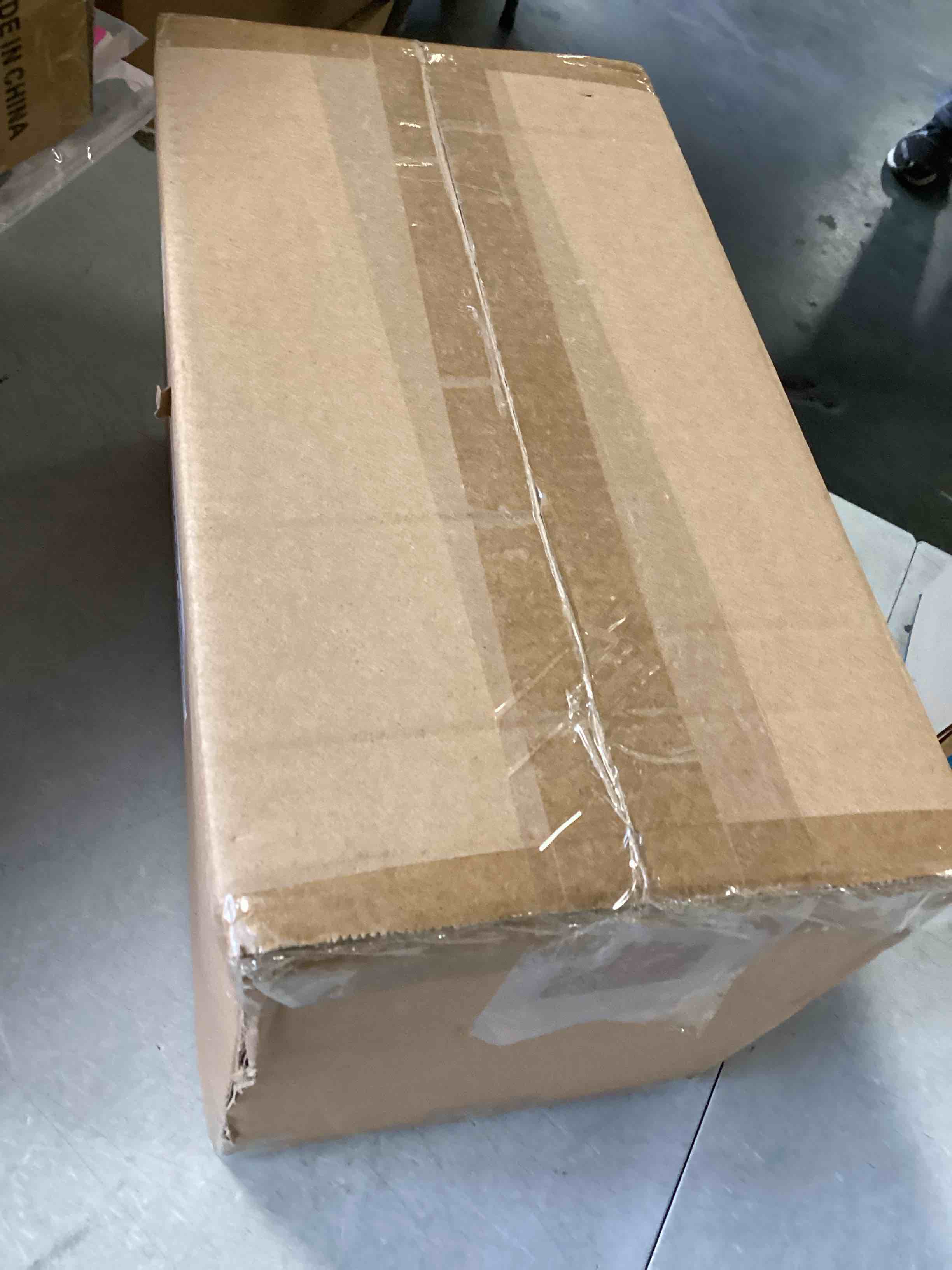 https://s3.amazonaws.com/lotting-images-prod/bidfta/PNK1769303_1737473803004.jpeg