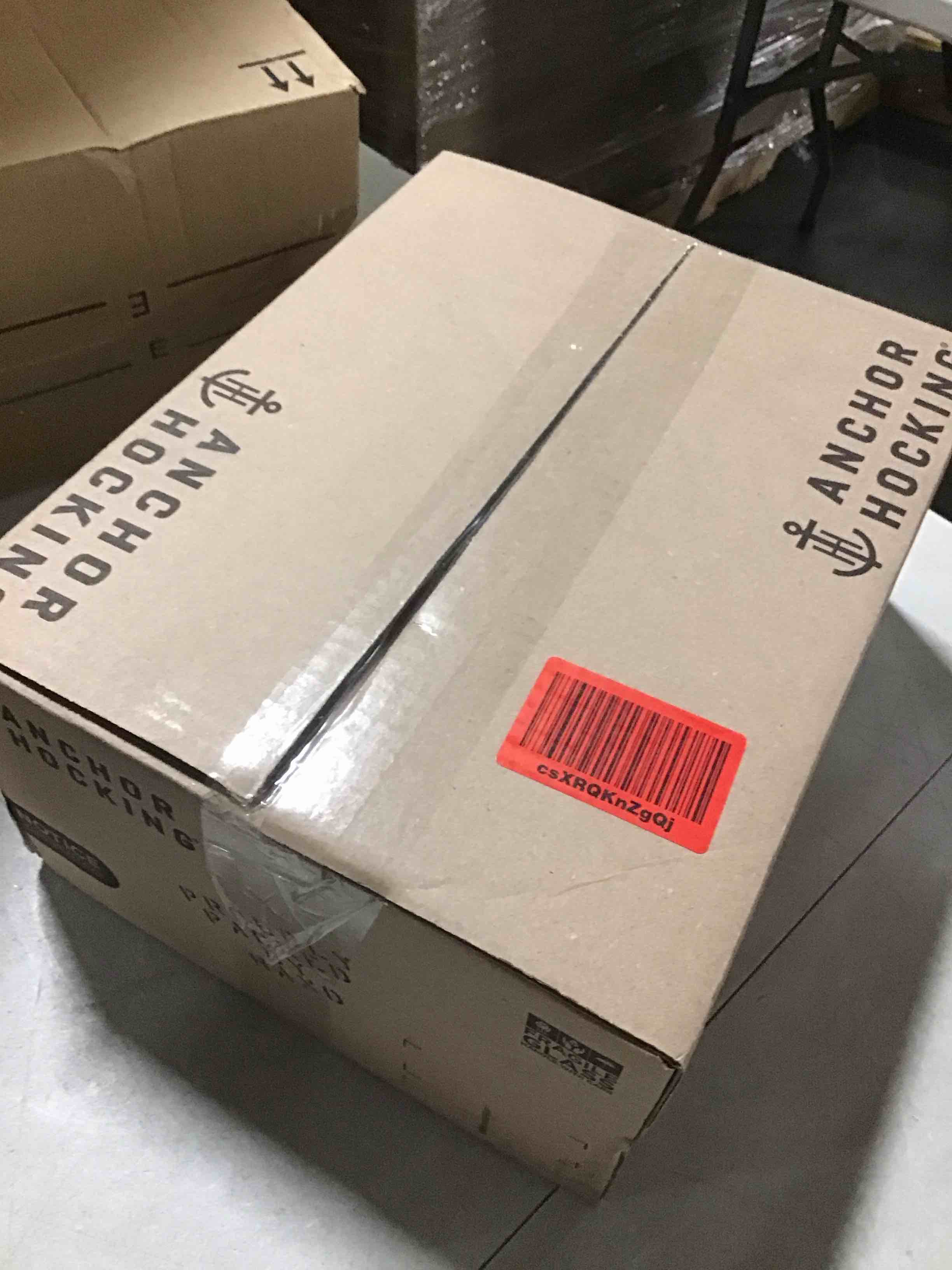 https://s3.amazonaws.com/lotting-images-prod/bidfta/PNK1769738_1737635112630.jpeg