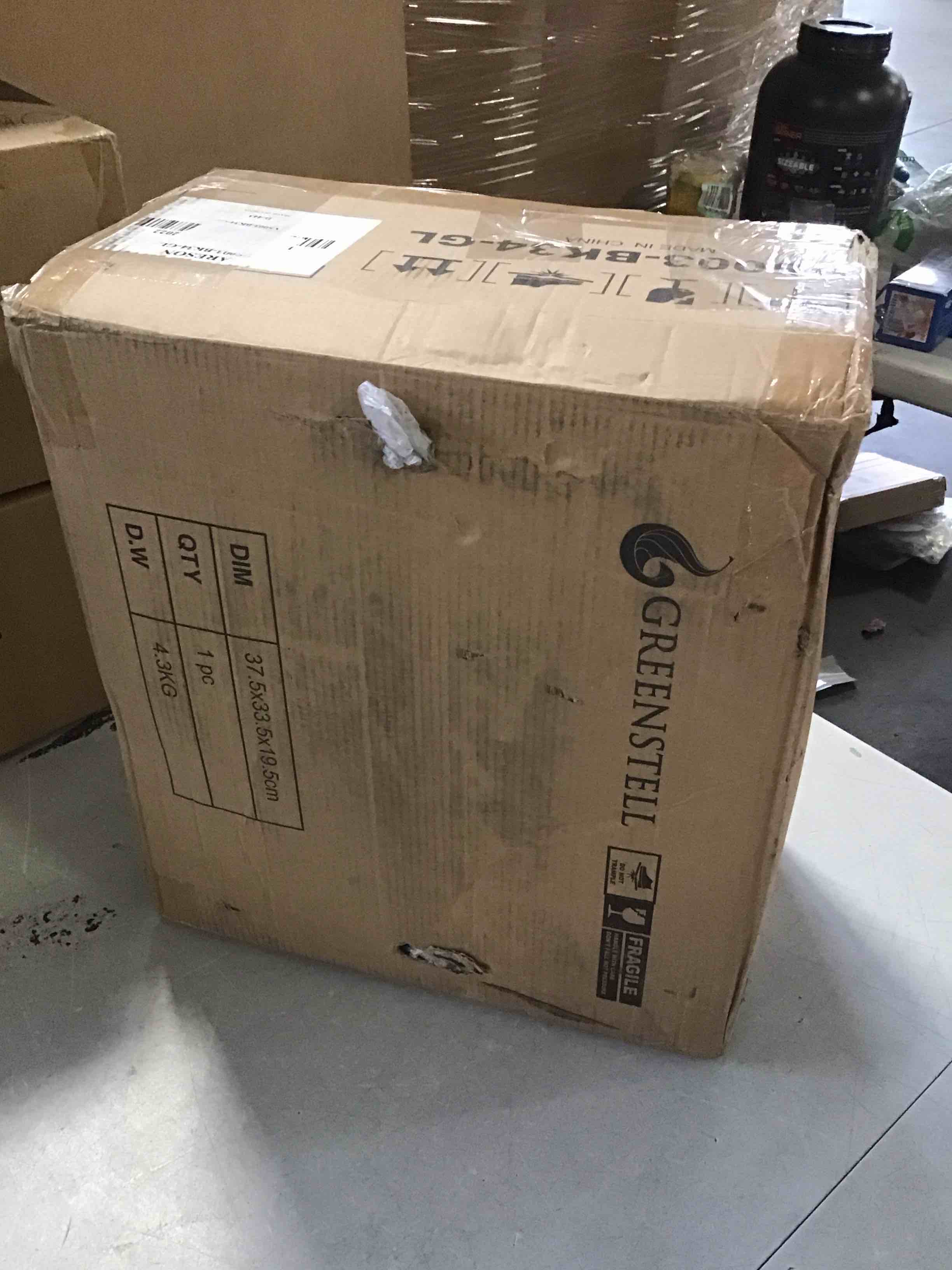 https://s3.amazonaws.com/lotting-images-prod/bidfta/PNK1769993_1737661397395.jpeg