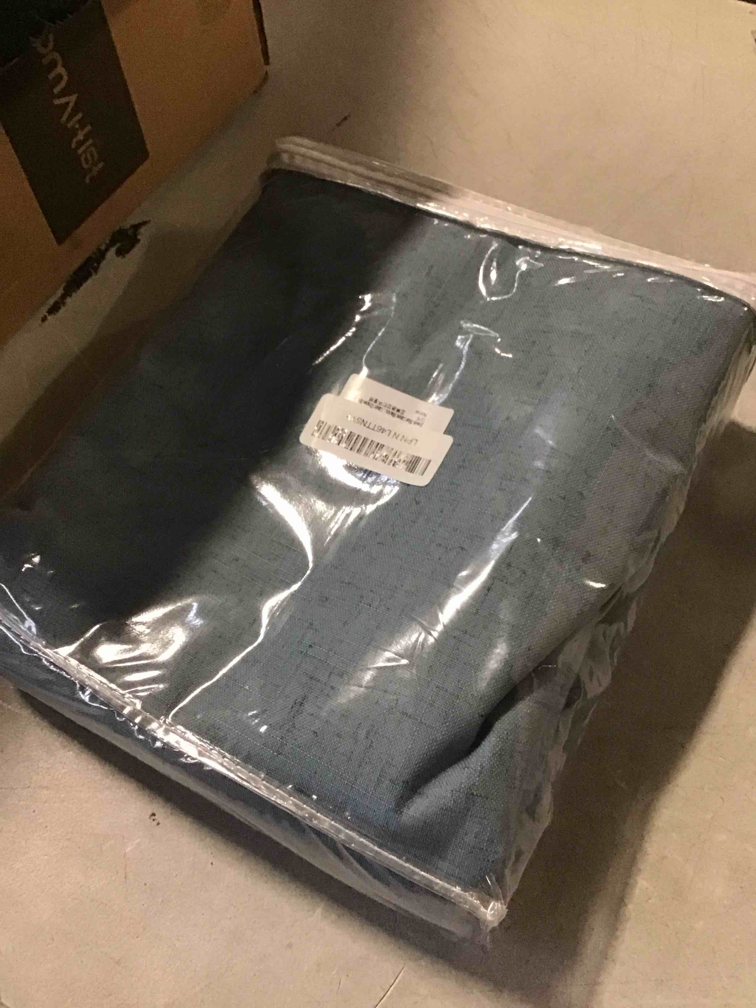 https://s3.amazonaws.com/lotting-images-prod/bidfta/PNK1770037_1737666748081.jpeg