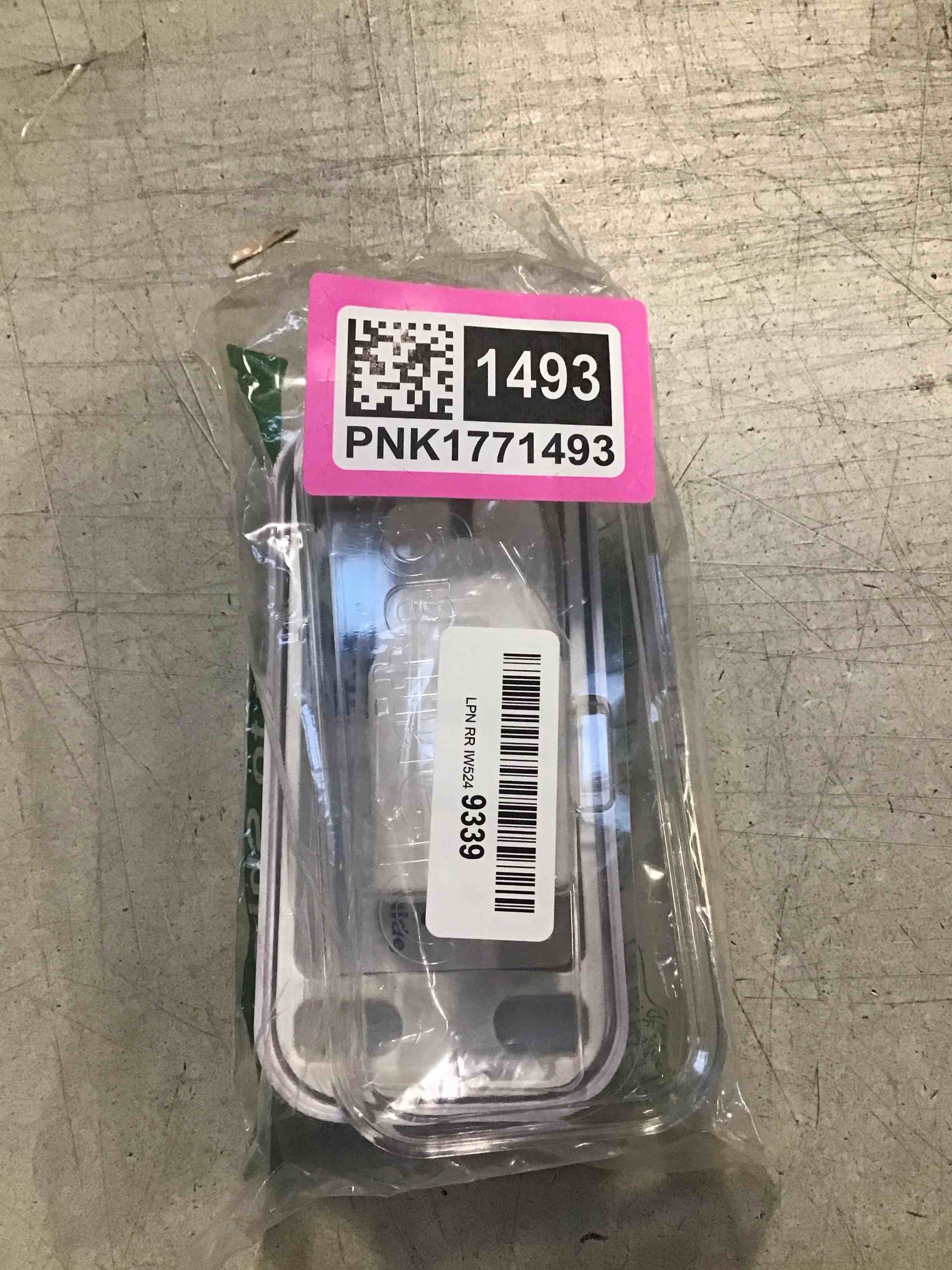 https://s3.amazonaws.com/lotting-images-prod/bidfta/PNK1771493_1737378970904.jpeg