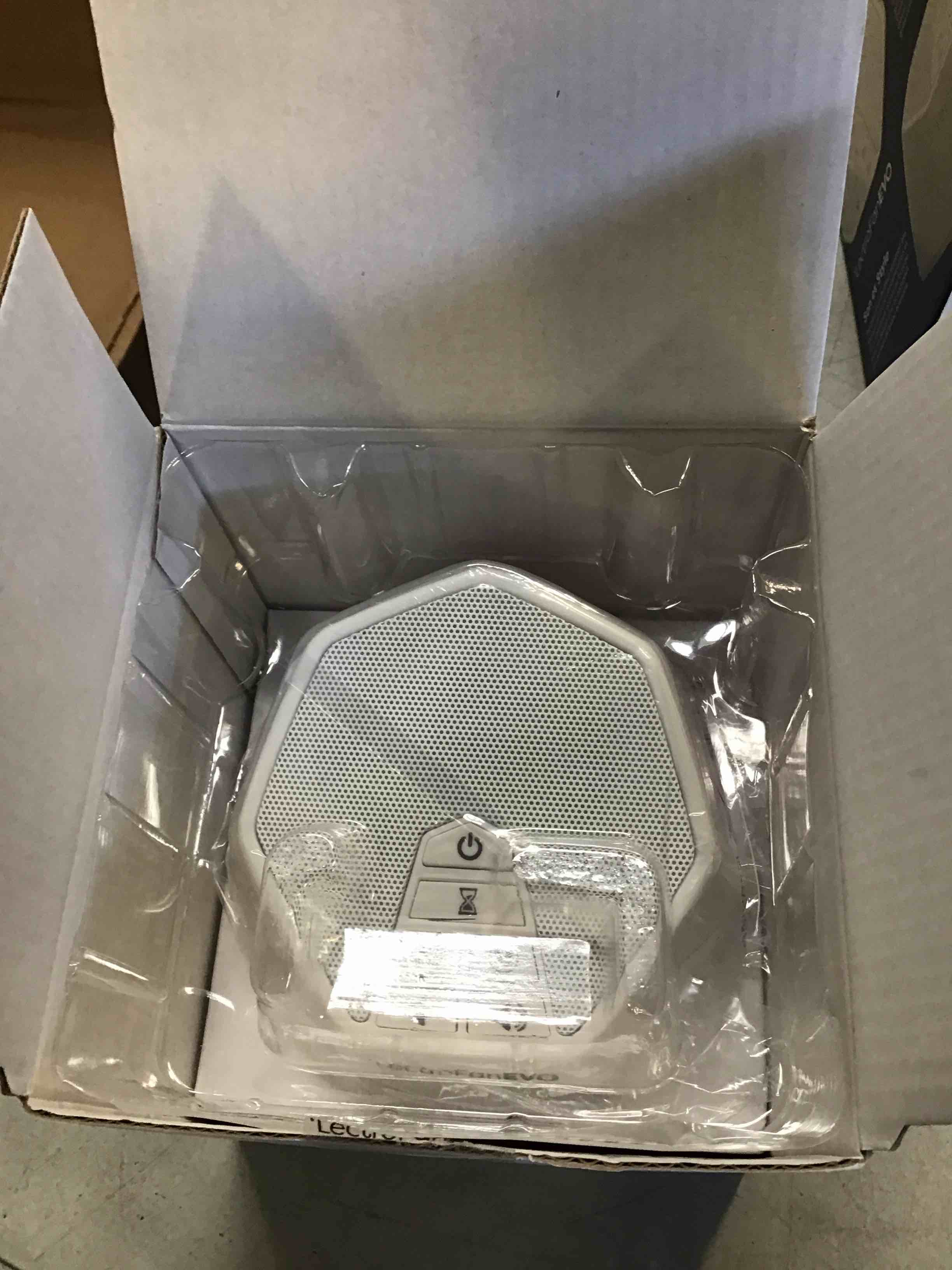 https://s3.amazonaws.com/lotting-images-prod/bidfta/PNK1771618_1737389684811.jpeg