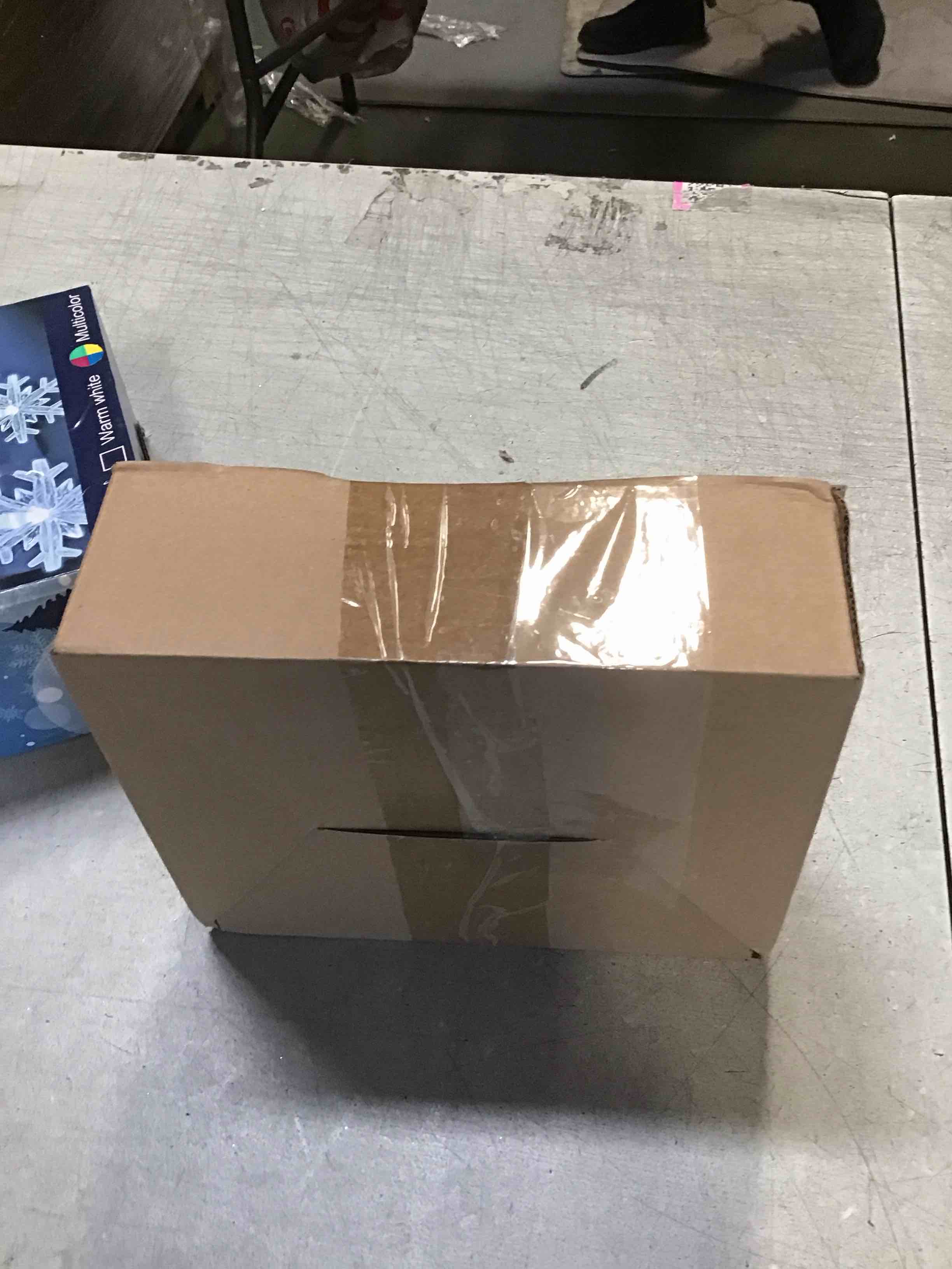 https://s3.amazonaws.com/lotting-images-prod/bidfta/PNK1771716_1737401571621.jpeg