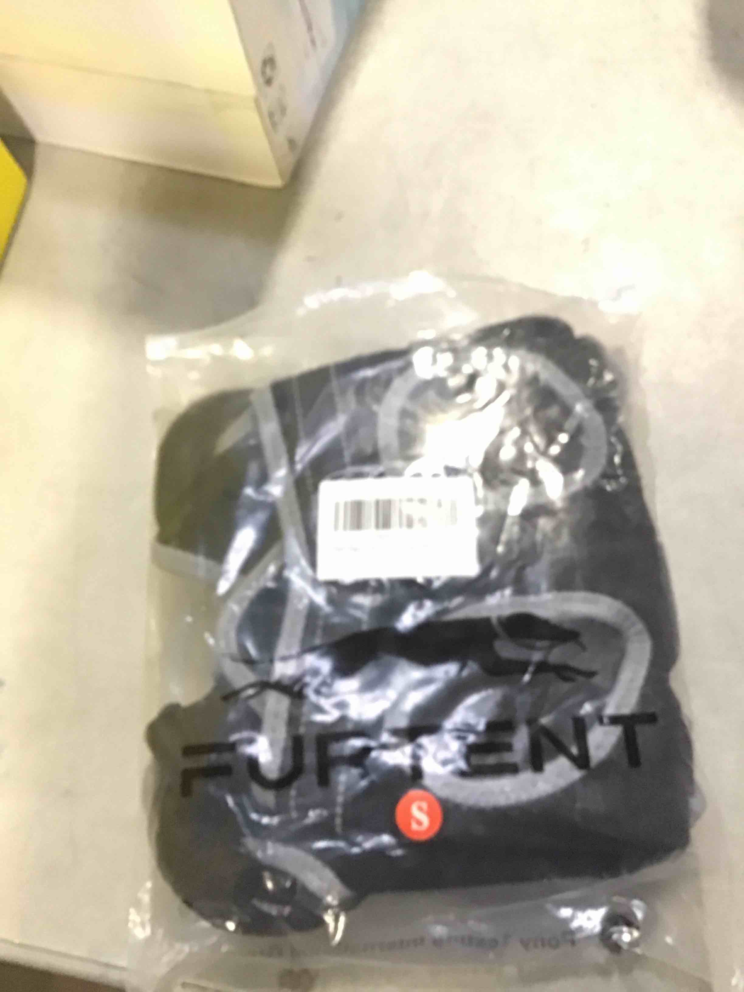 https://s3.amazonaws.com/lotting-images-prod/bidfta/PNK1771911_1737467503024.jpeg