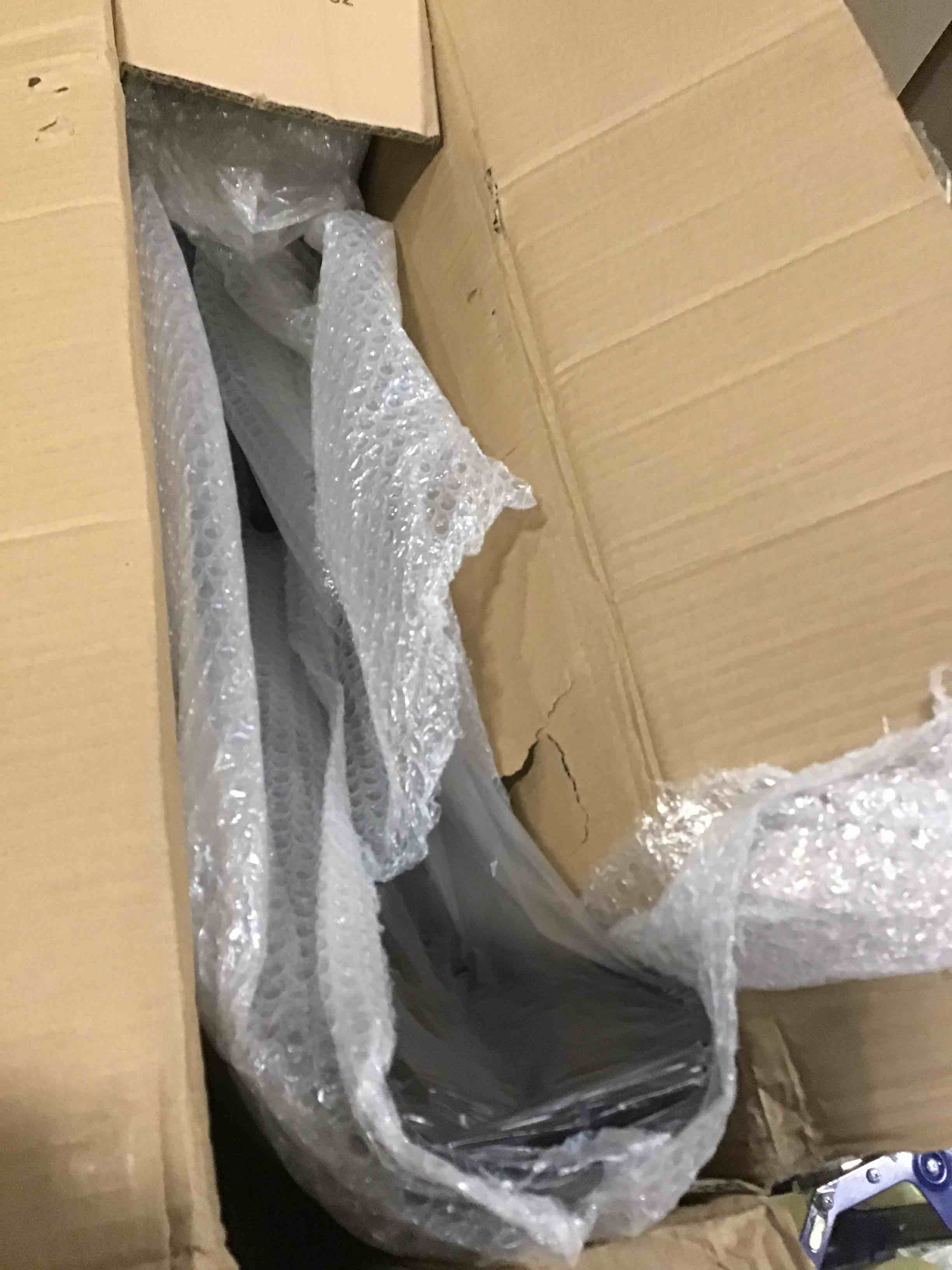 https://s3.amazonaws.com/lotting-images-prod/bidfta/PNK1773491_1738069758680.jpeg