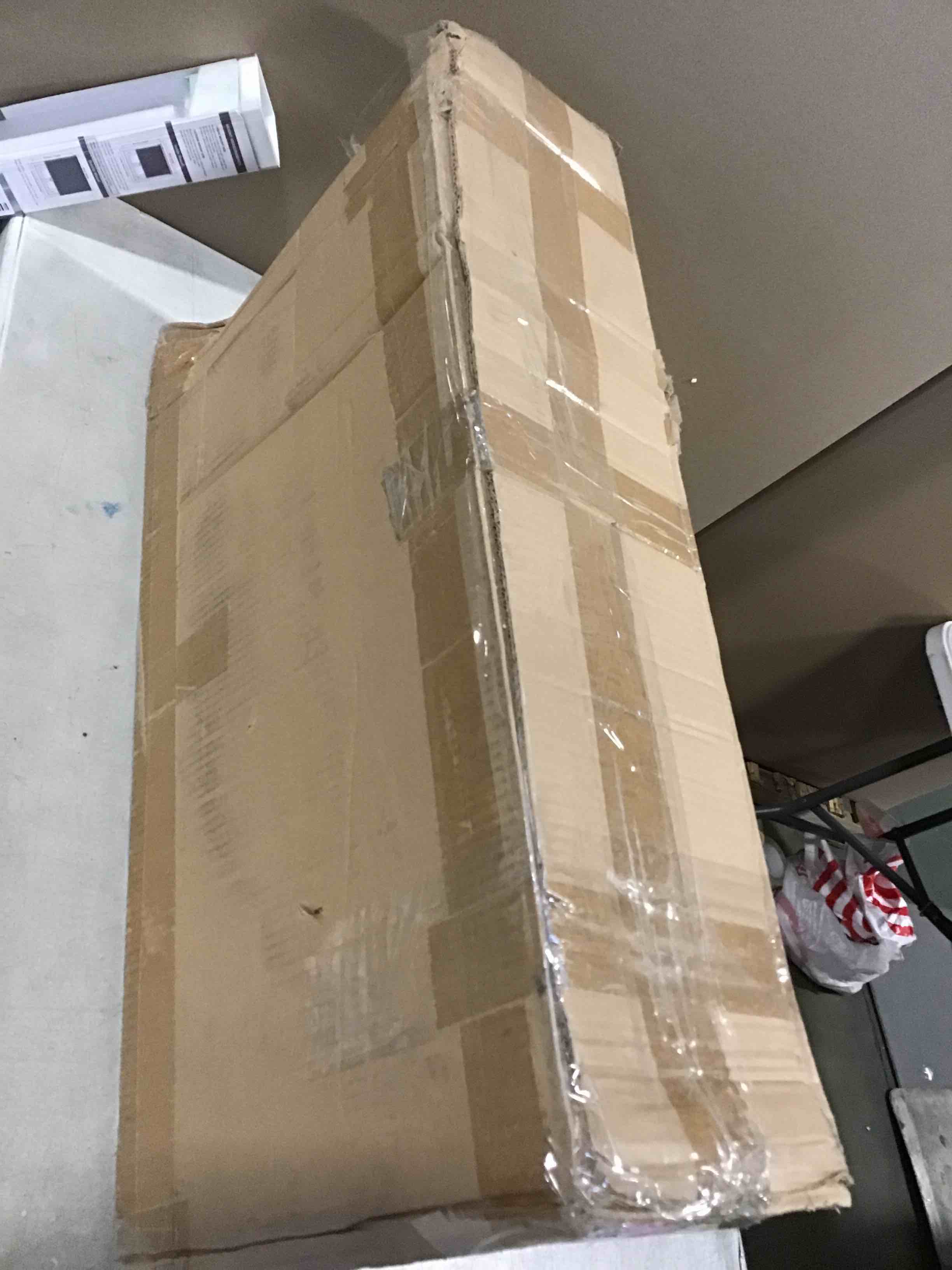 https://s3.amazonaws.com/lotting-images-prod/bidfta/PNK1773491_1738069781637.jpeg