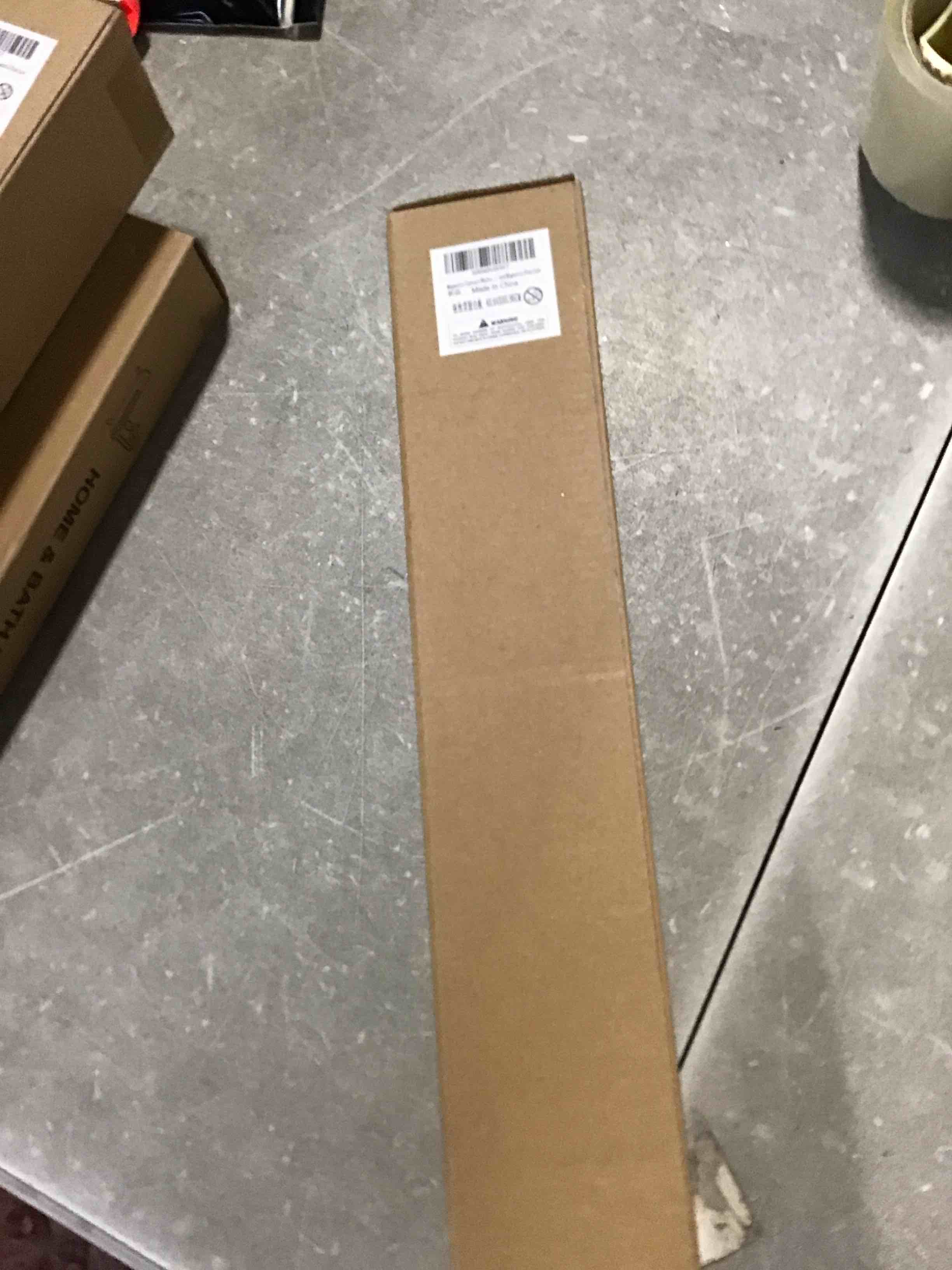 https://s3.amazonaws.com/lotting-images-prod/bidfta/PNK1774117_1737146598573.jpeg
