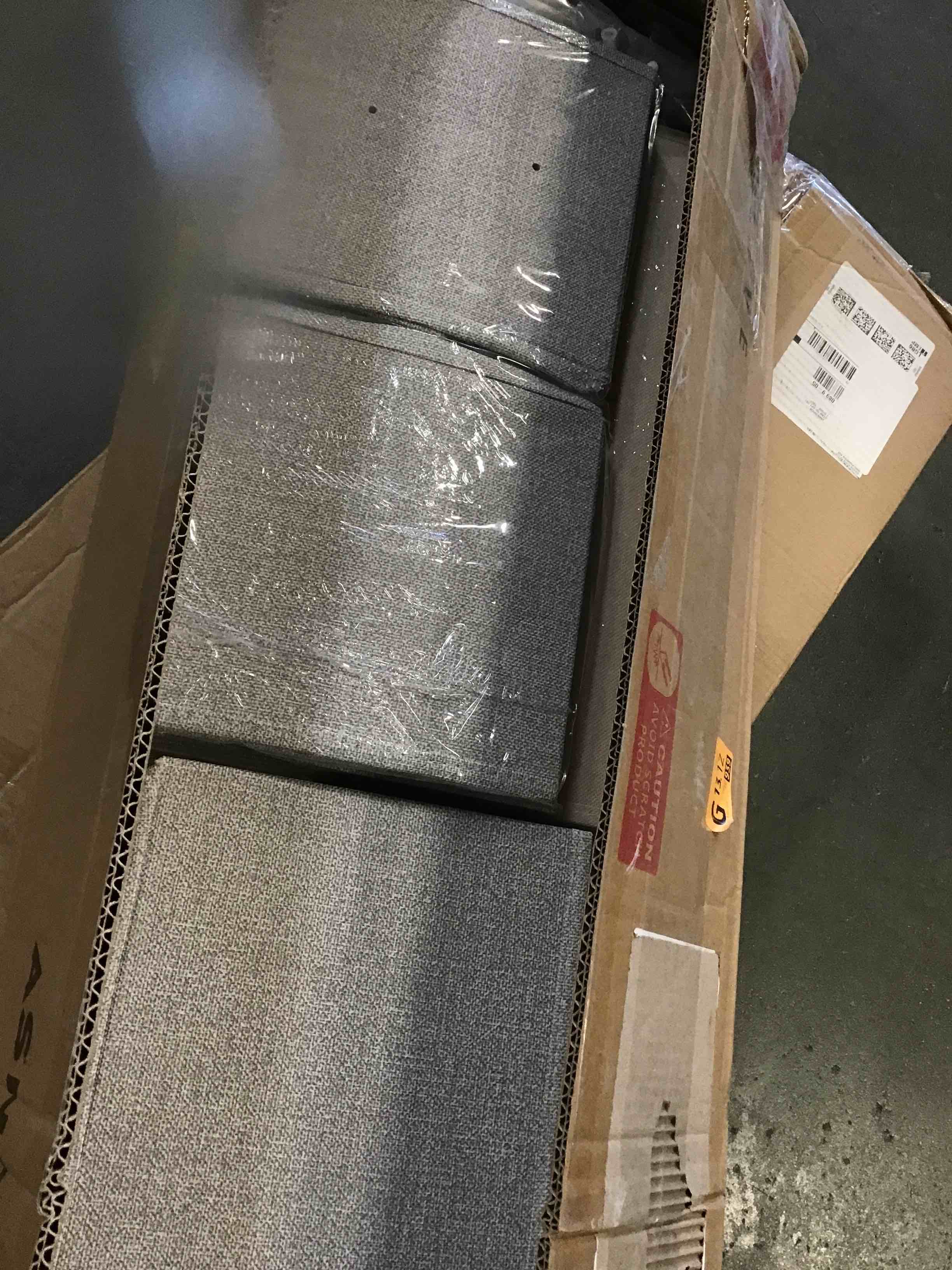 https://s3.amazonaws.com/lotting-images-prod/bidfta/PNK1775361_1738011376952.jpeg