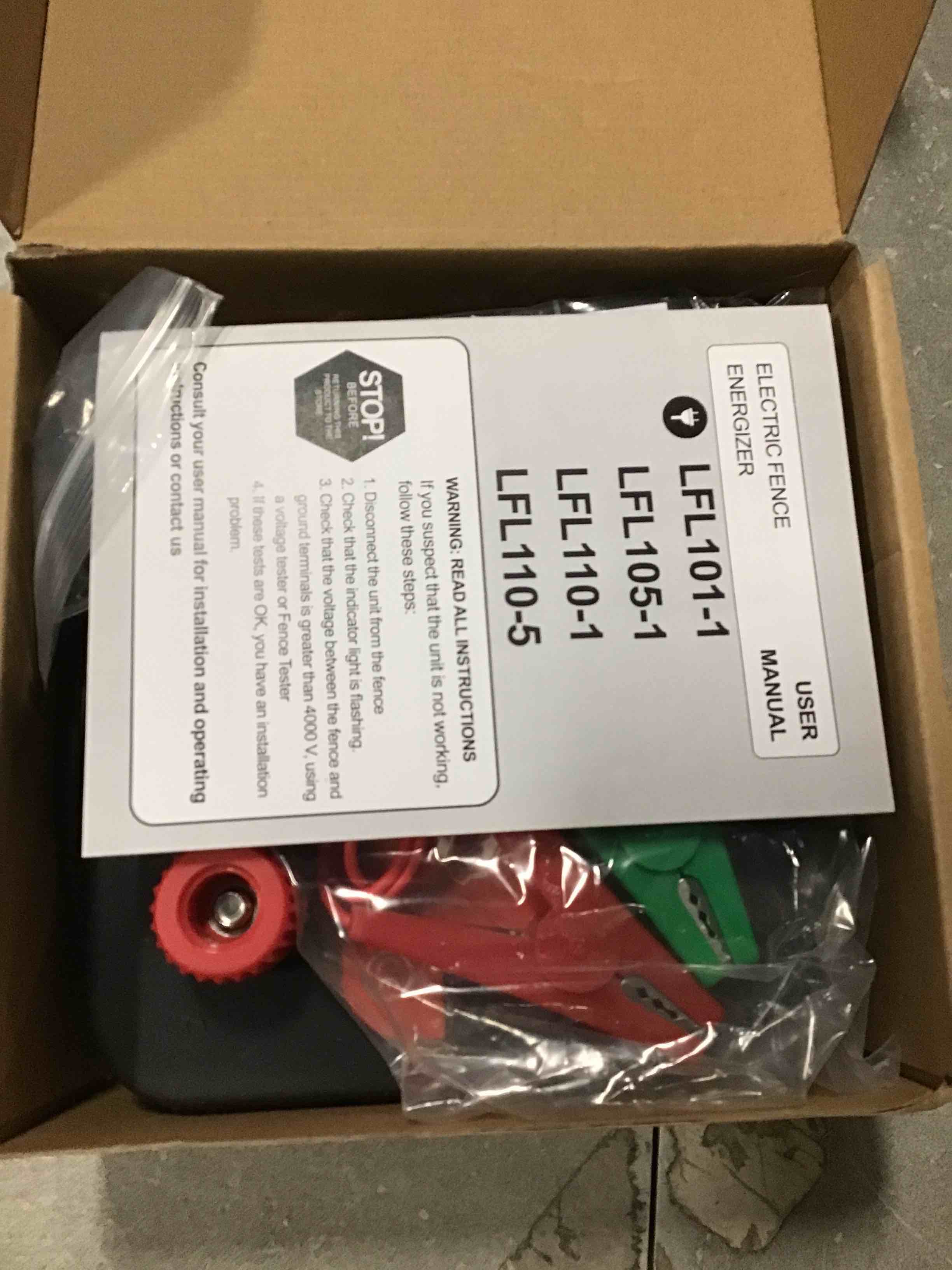 https://s3.amazonaws.com/lotting-images-prod/bidfta/PNK1775993_1738335131999.jpeg