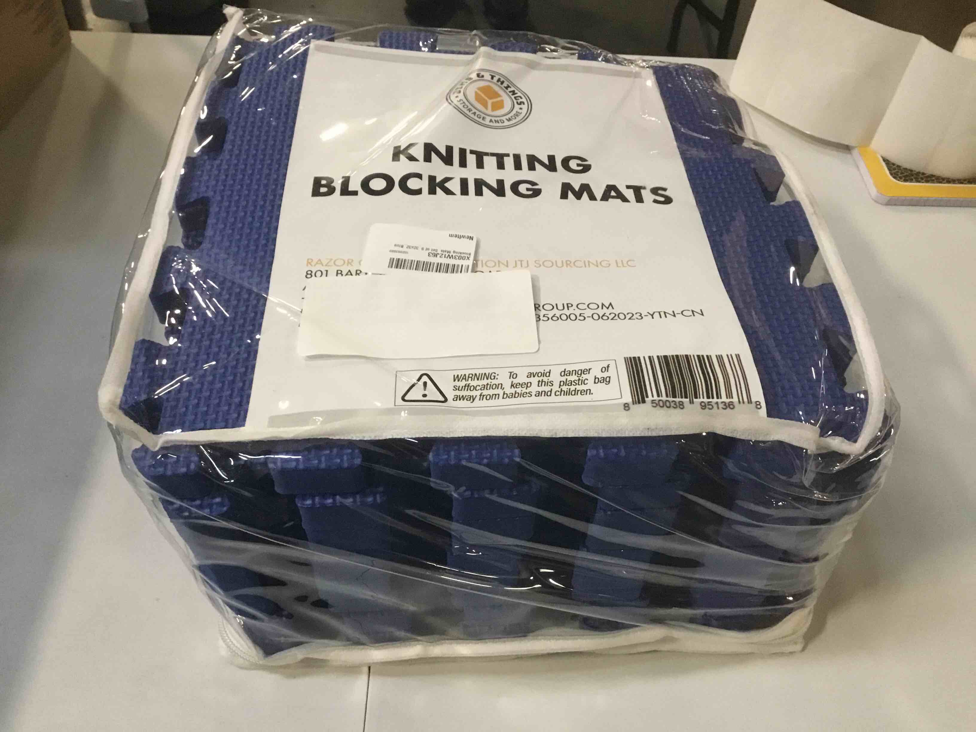 https://s3.amazonaws.com/lotting-images-prod/bidfta/PNK1778089_1737648523447.jpeg