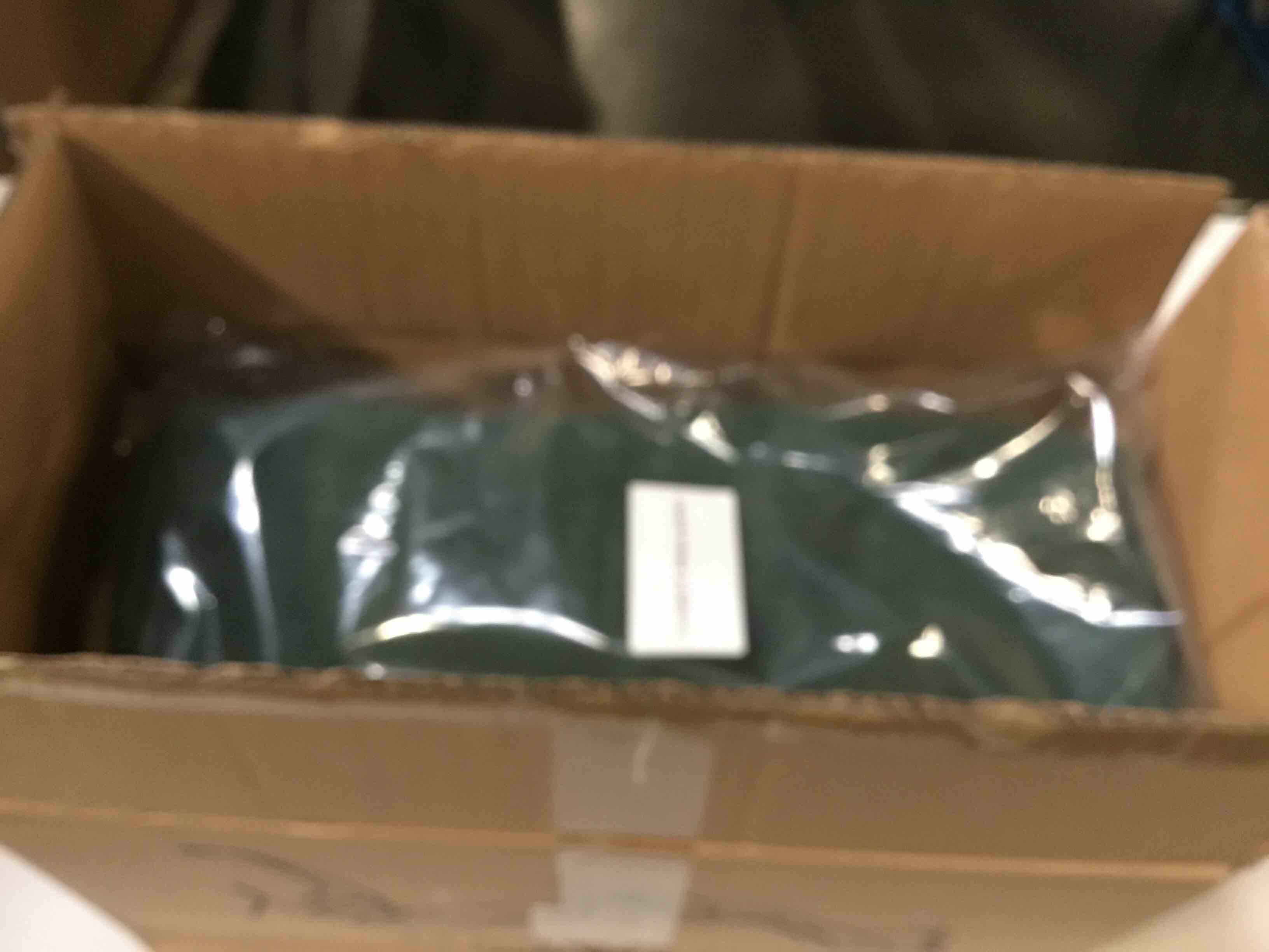 https://s3.amazonaws.com/lotting-images-prod/bidfta/PNK1778838_1738075865780.jpeg