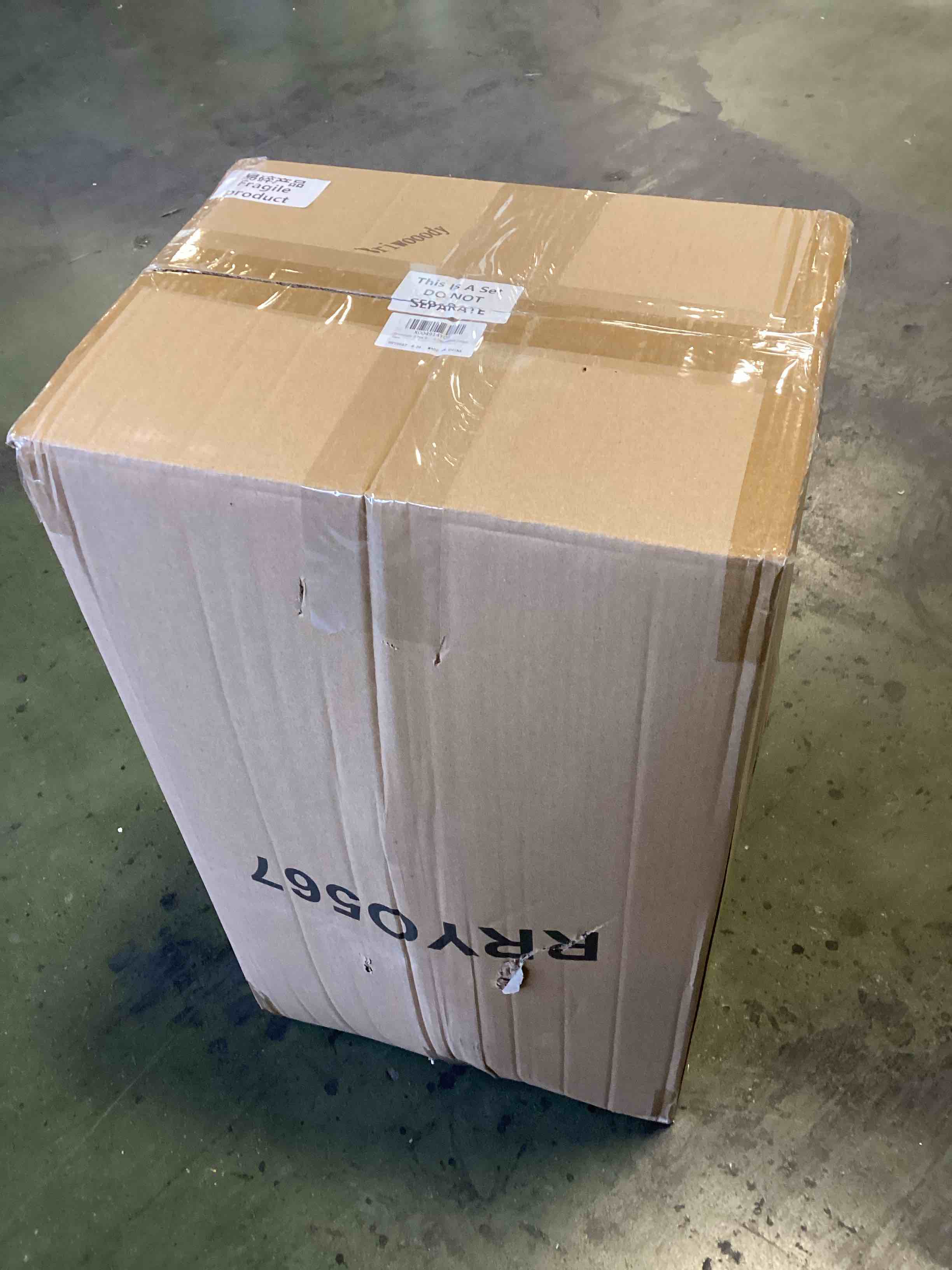 https://s3.amazonaws.com/lotting-images-prod/bidfta/PNK1782477_1738179044809.jpeg