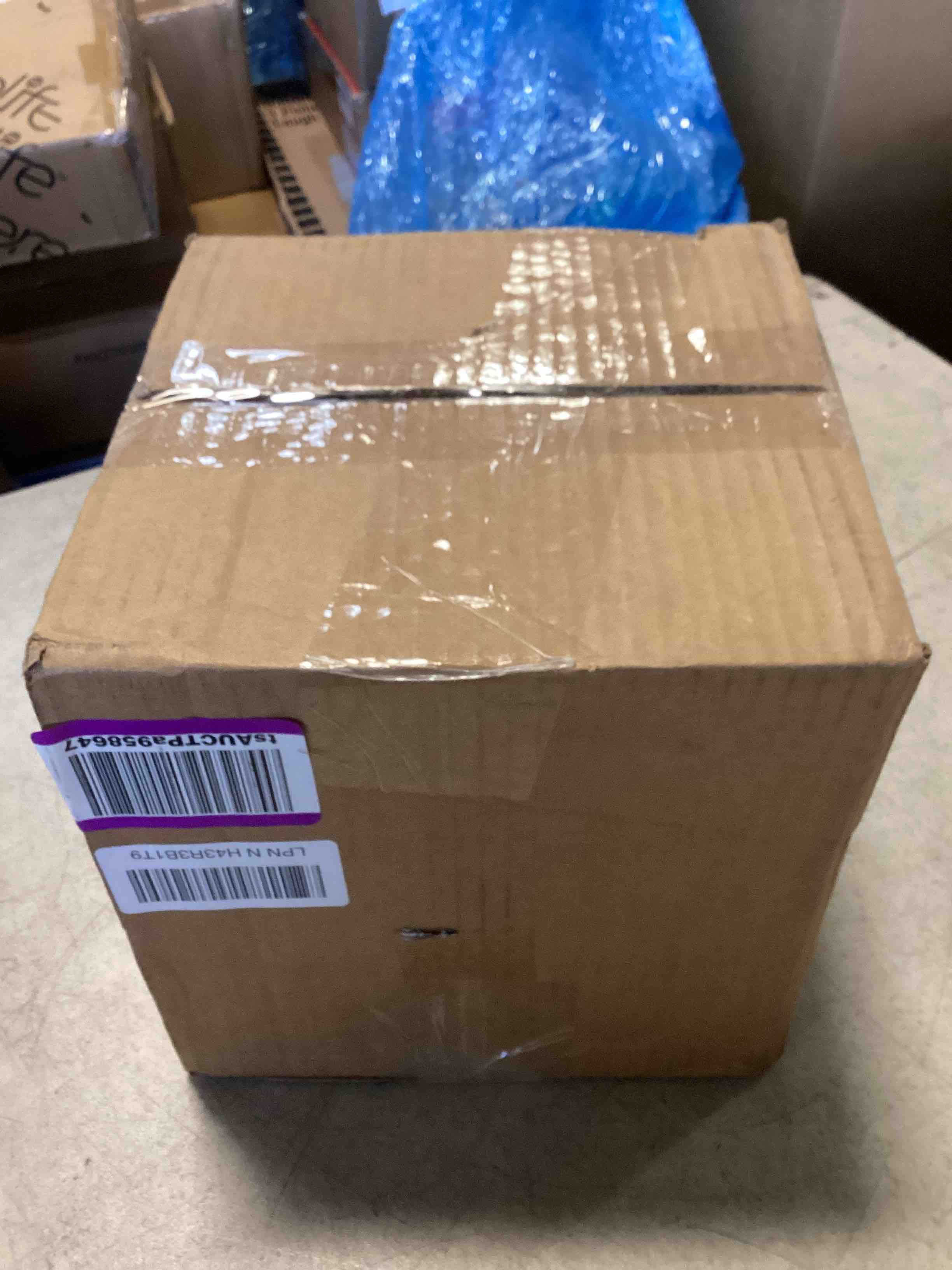 https://s3.amazonaws.com/lotting-images-prod/bidfta/PNK1782984_1738356505952.jpeg