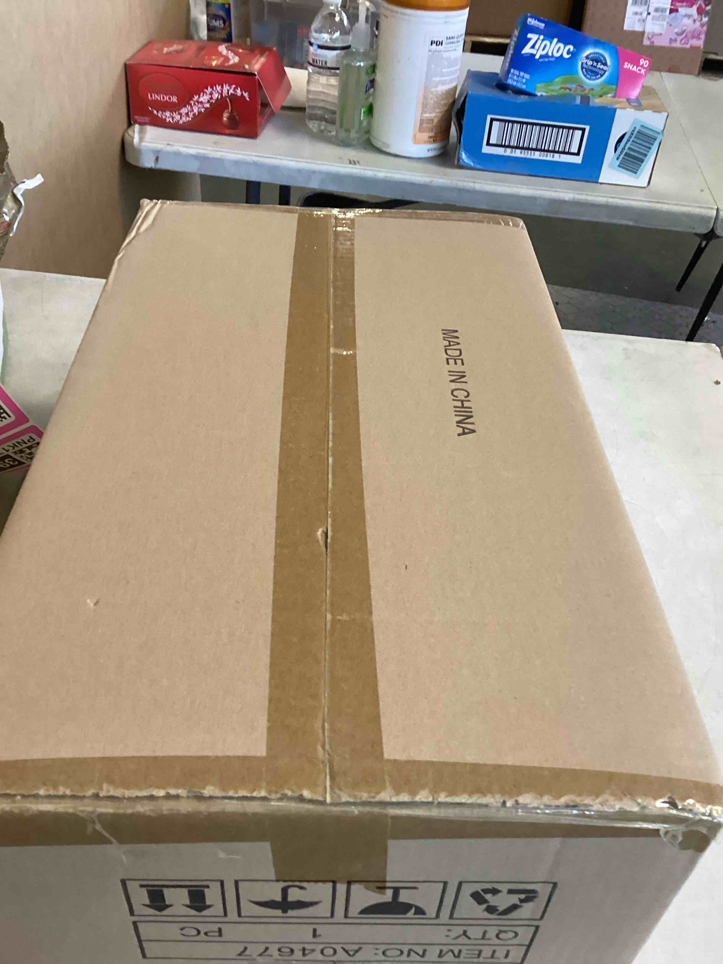 https://s3.amazonaws.com/lotting-images-prod/bidfta/PNK1783892_1737749105912.jpeg